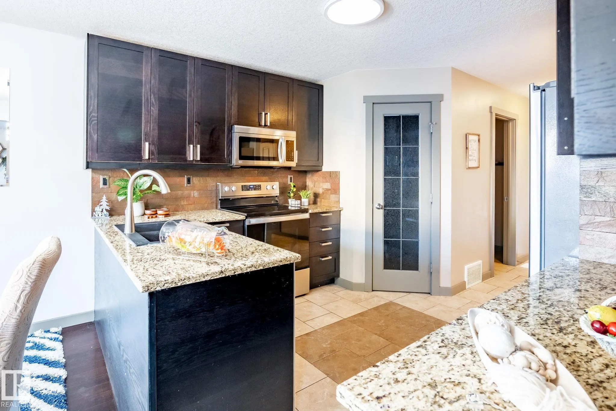 7 snowbird cres