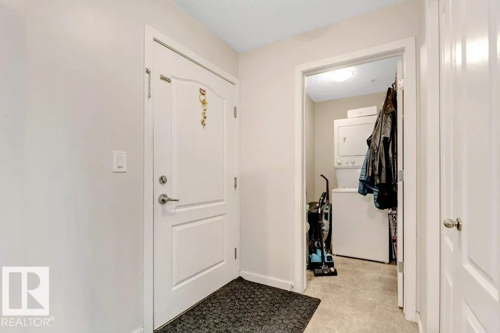 392 SILVER BERRY Road