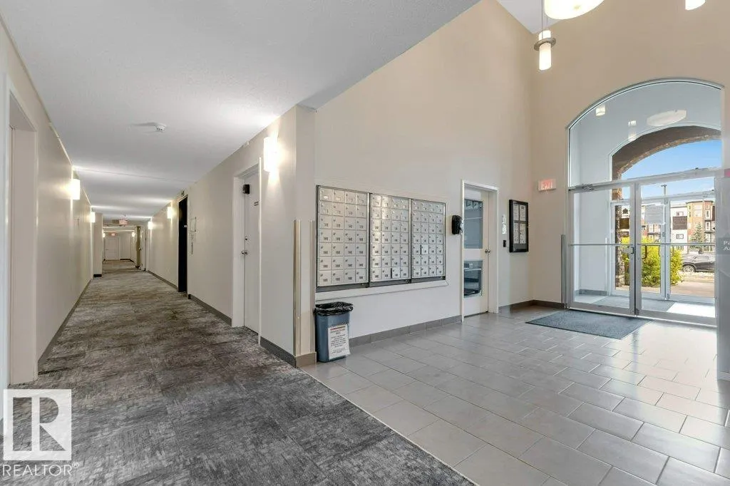 392 SILVER BERRY Road