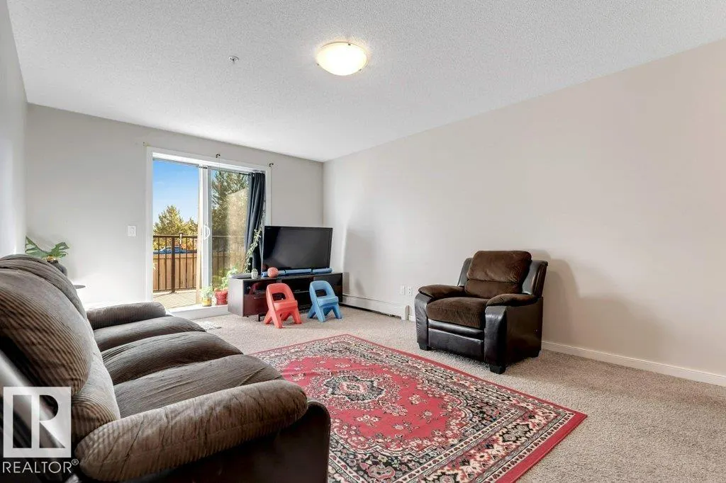 392 SILVER BERRY Road
