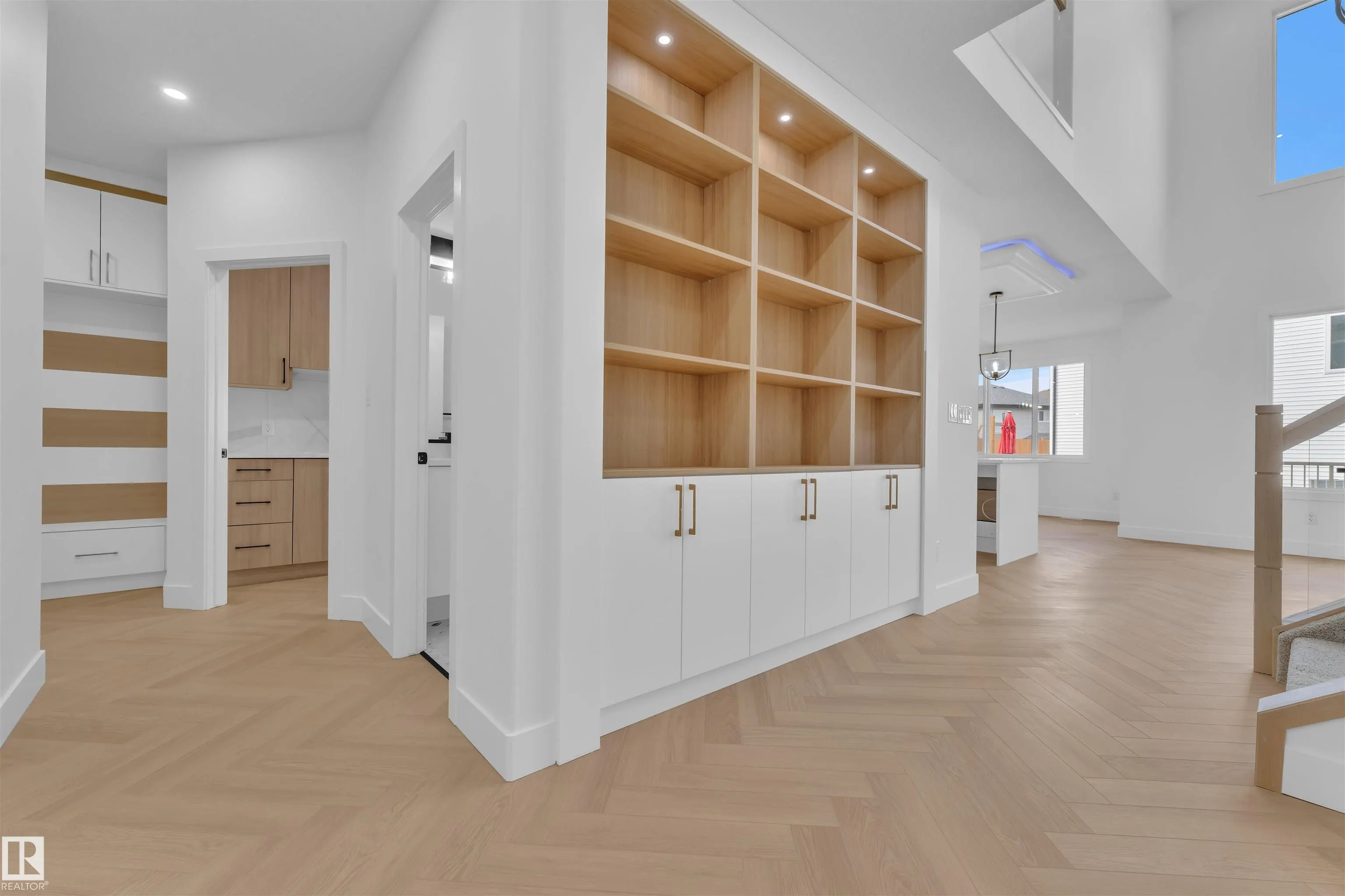 12 Dalquist Bay