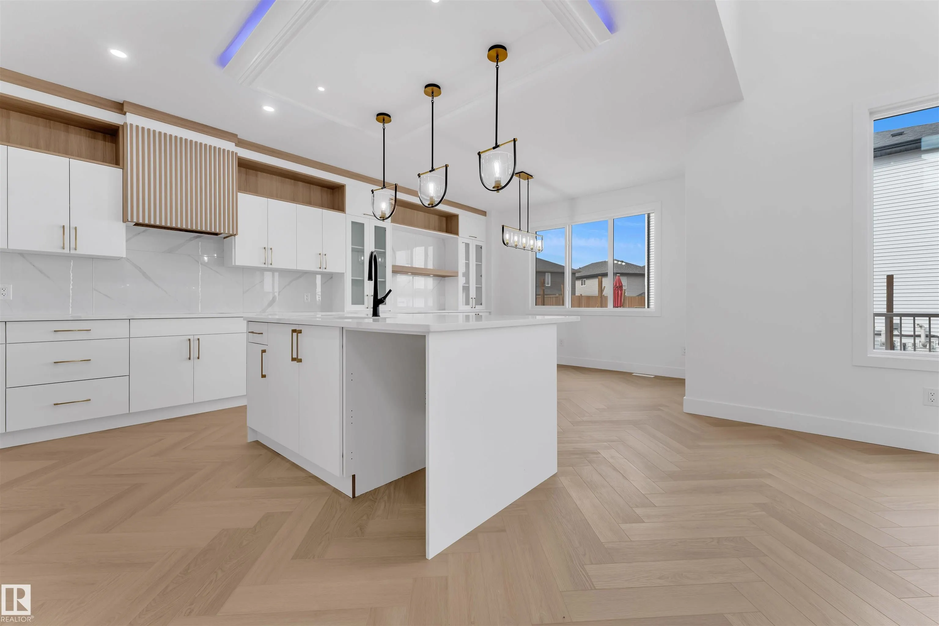 12 Dalquist Bay