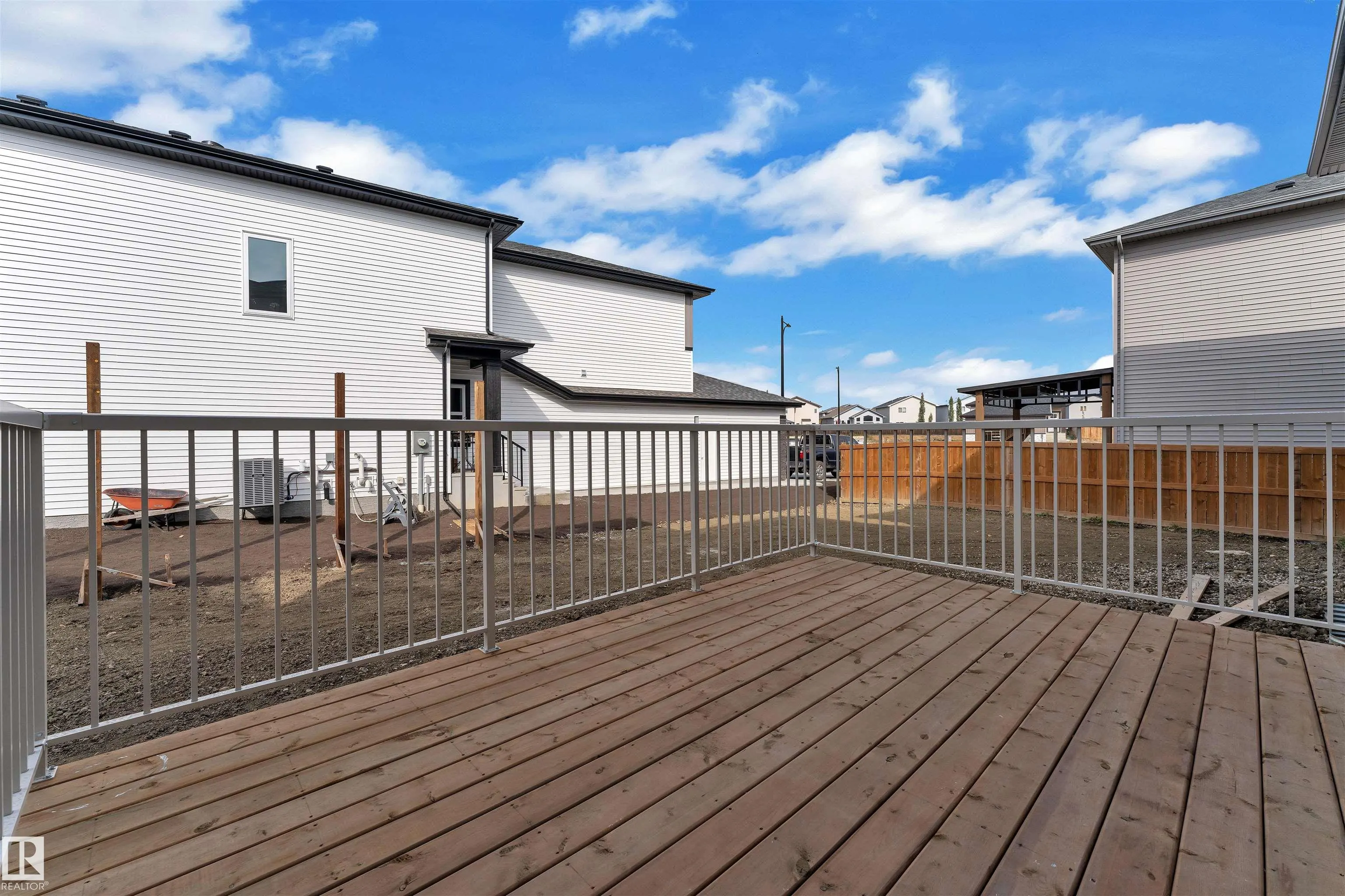 12 Dalquist Bay