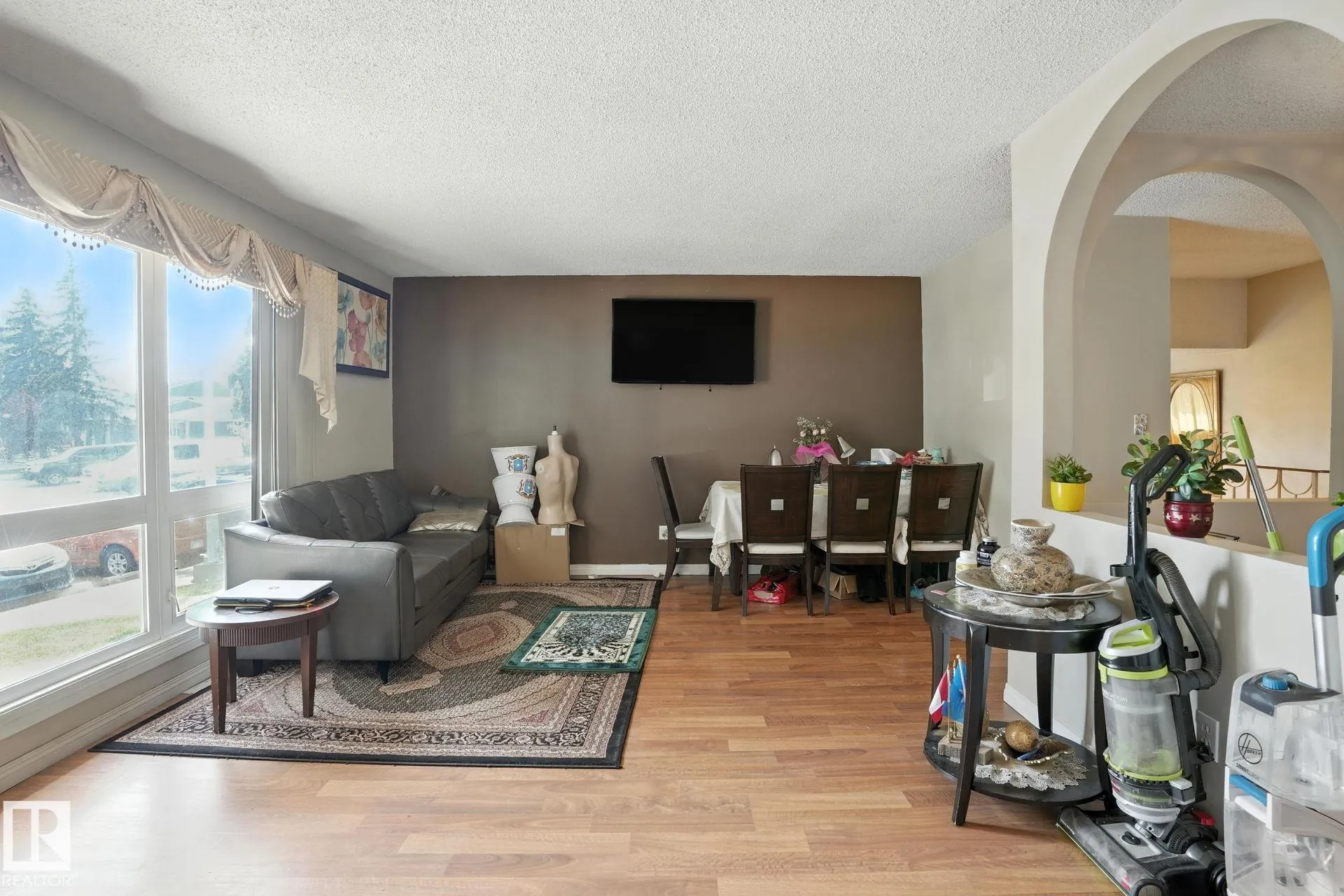 9963 171 Ave