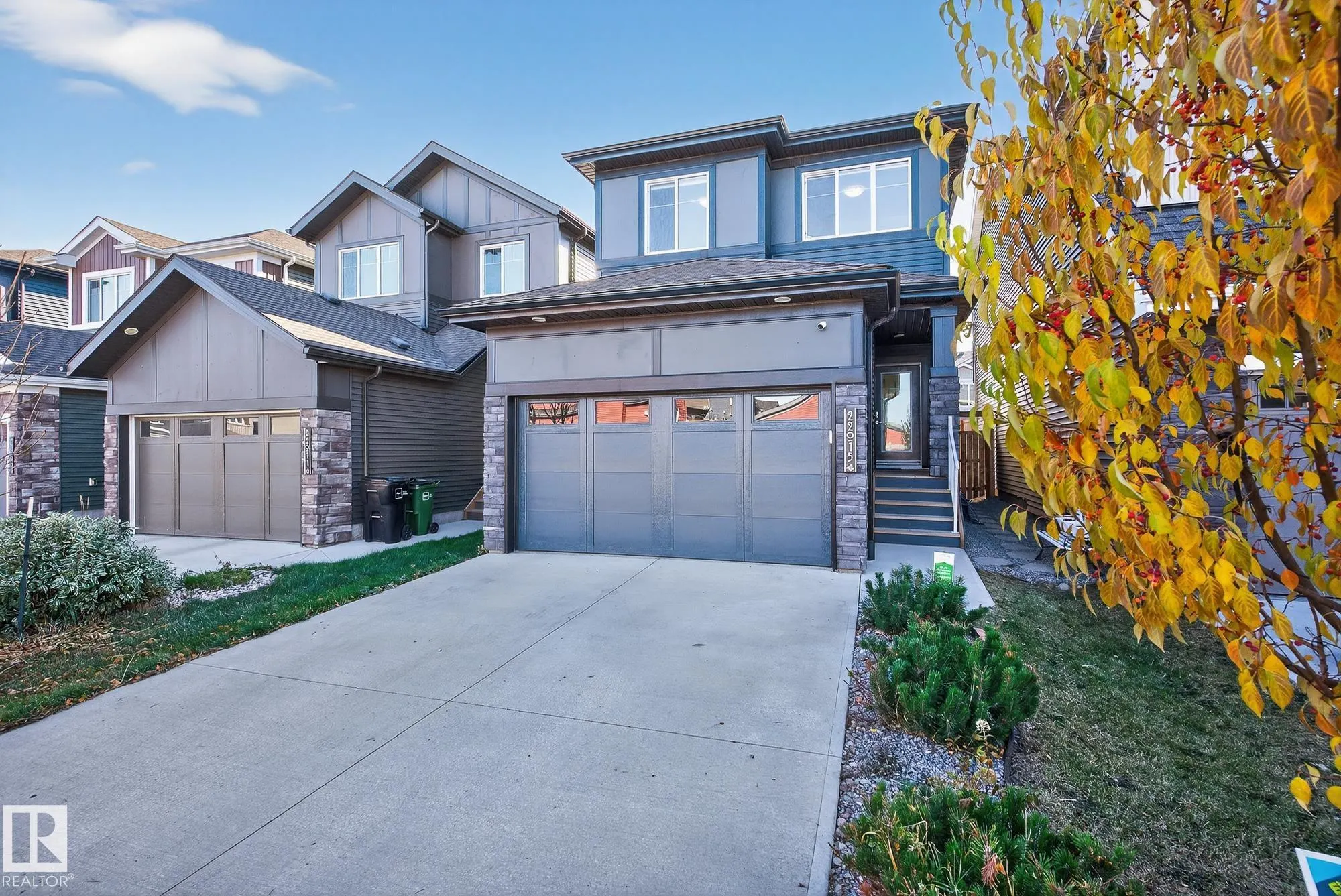 22015 85 AVE
