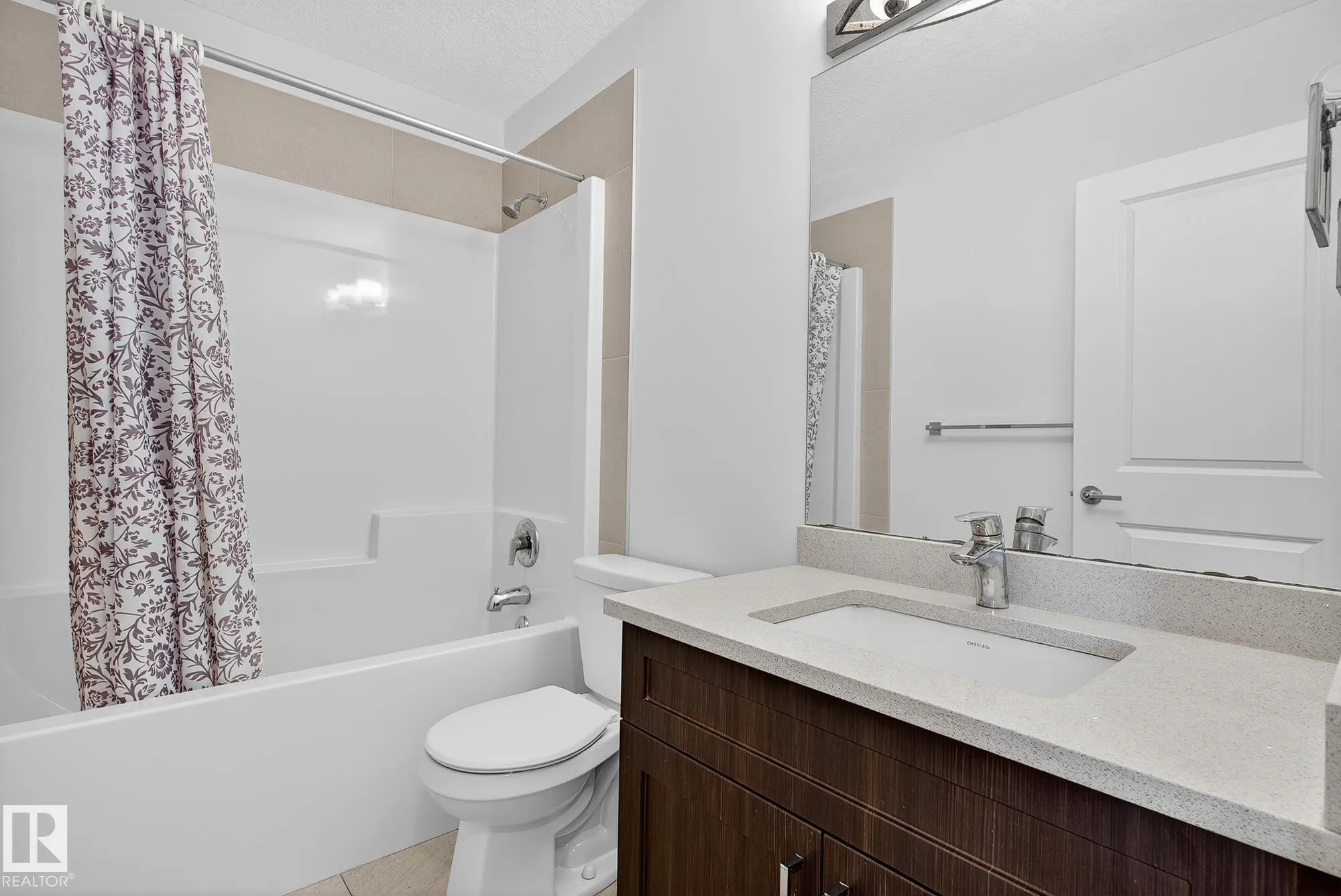 22015 85 AVE