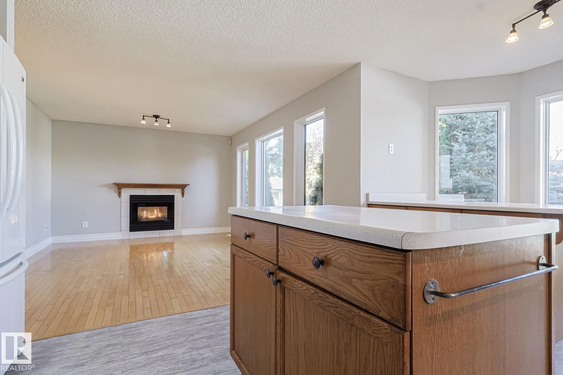 11 HIGH PARK Close