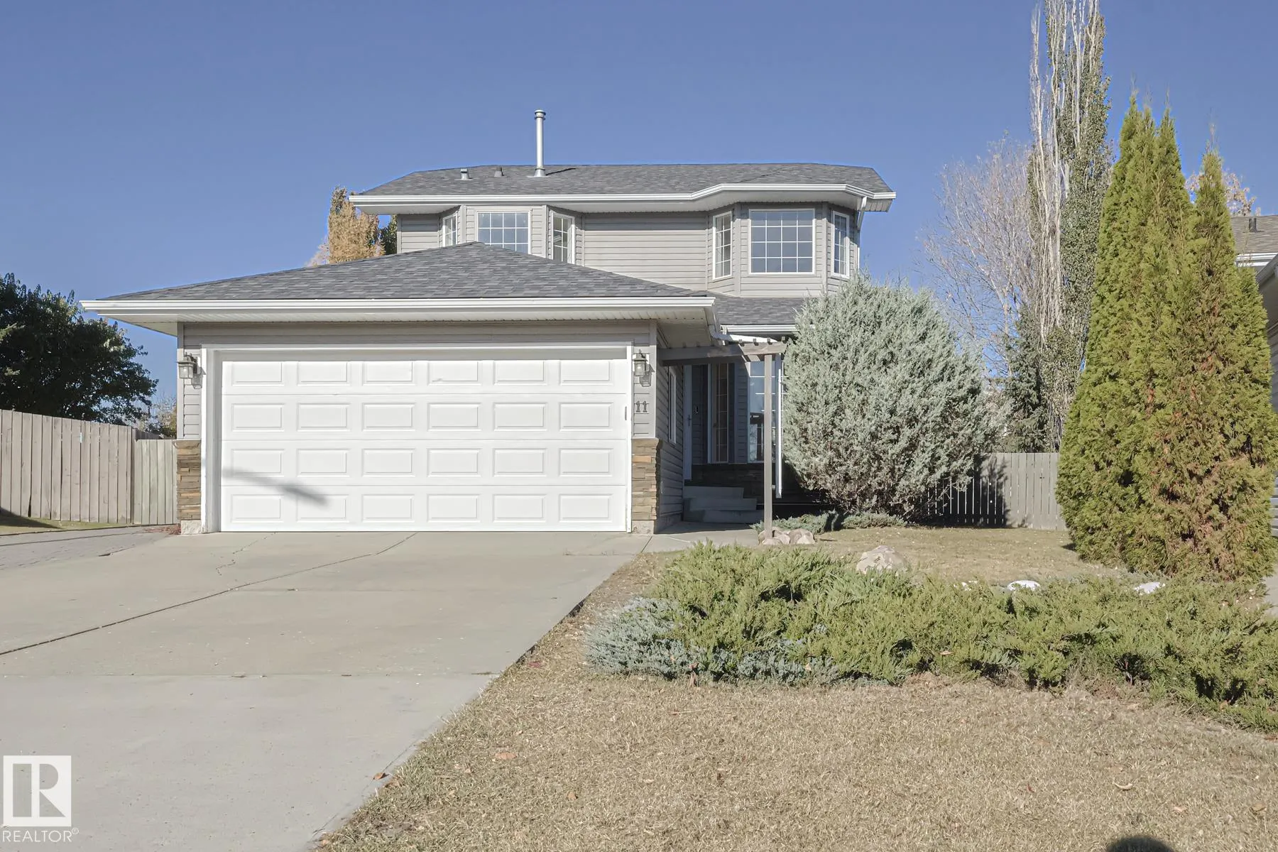 11 HIGH PARK Close
