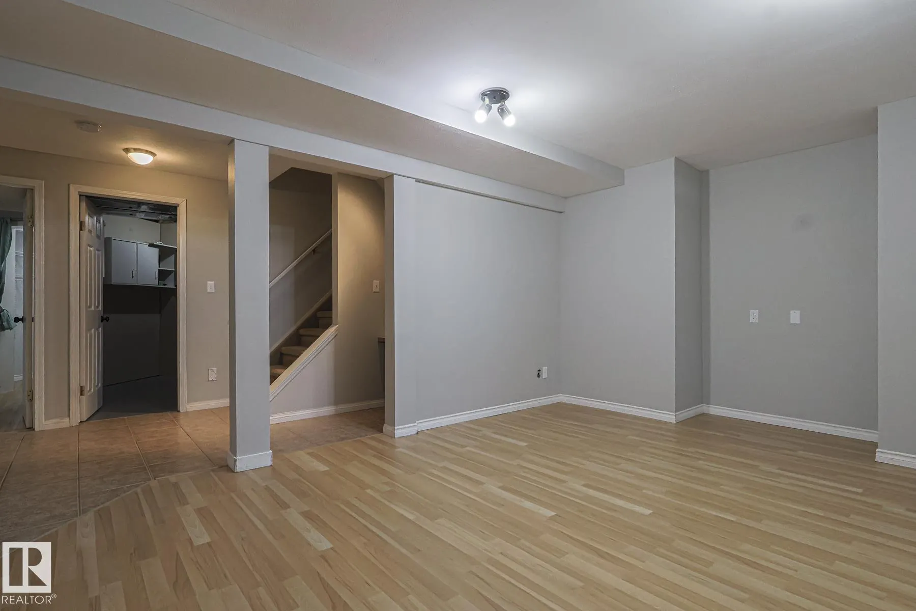 11 HIGH PARK Close