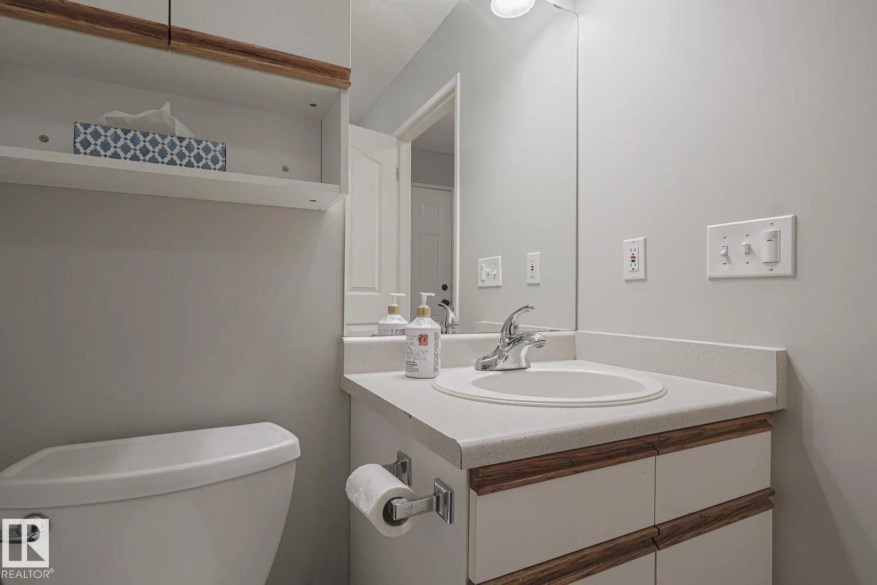 11 HIGH PARK Close