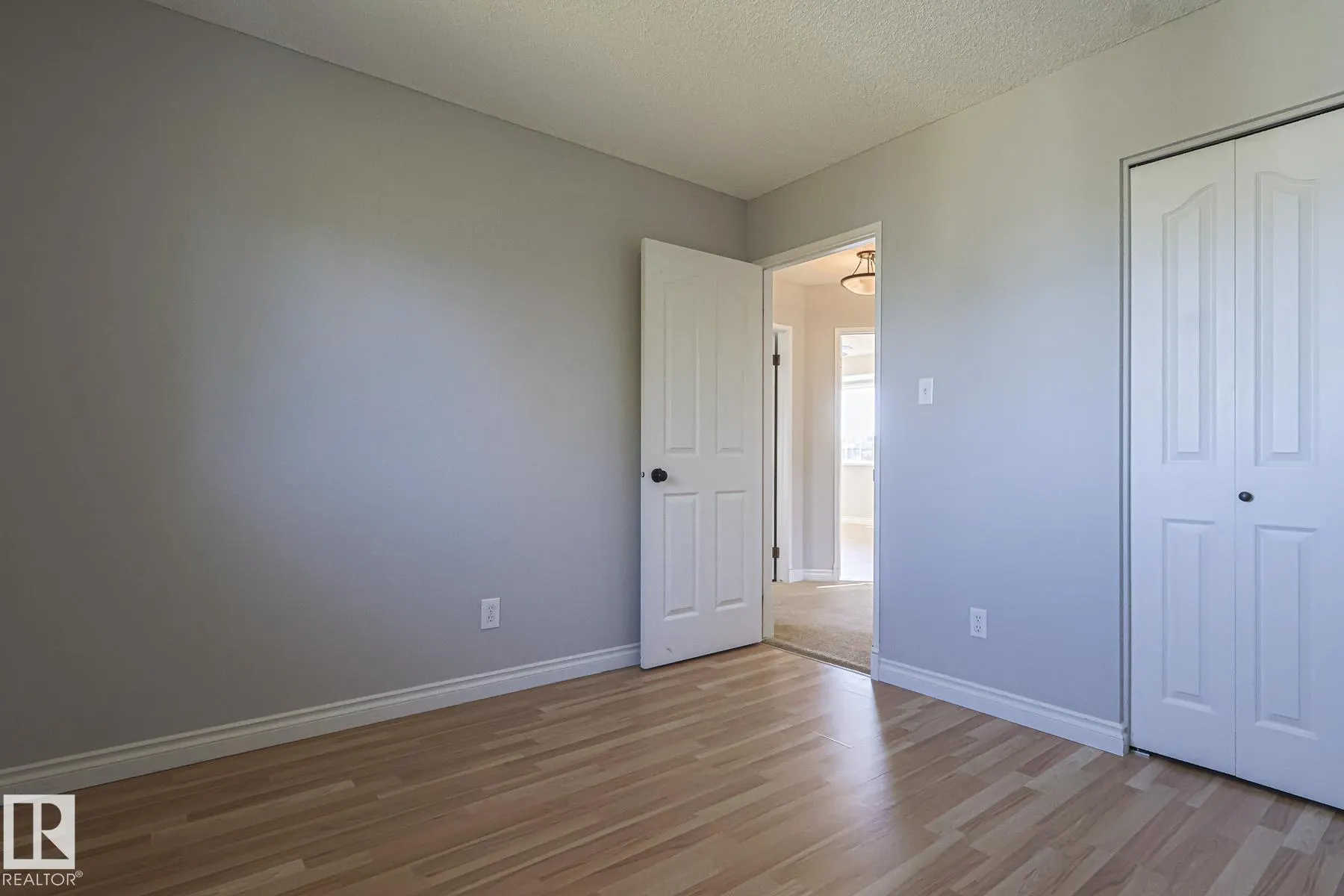 11 HIGH PARK Close