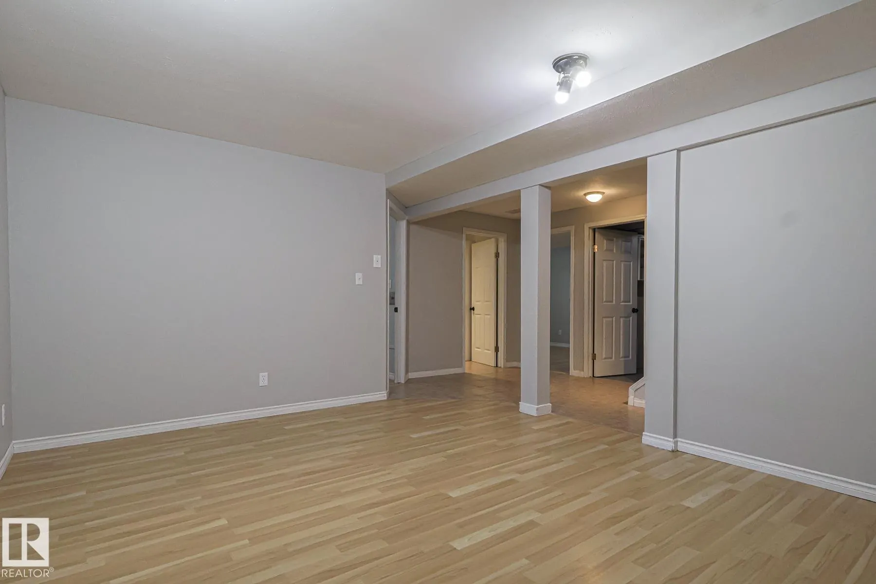 11 HIGH PARK Close