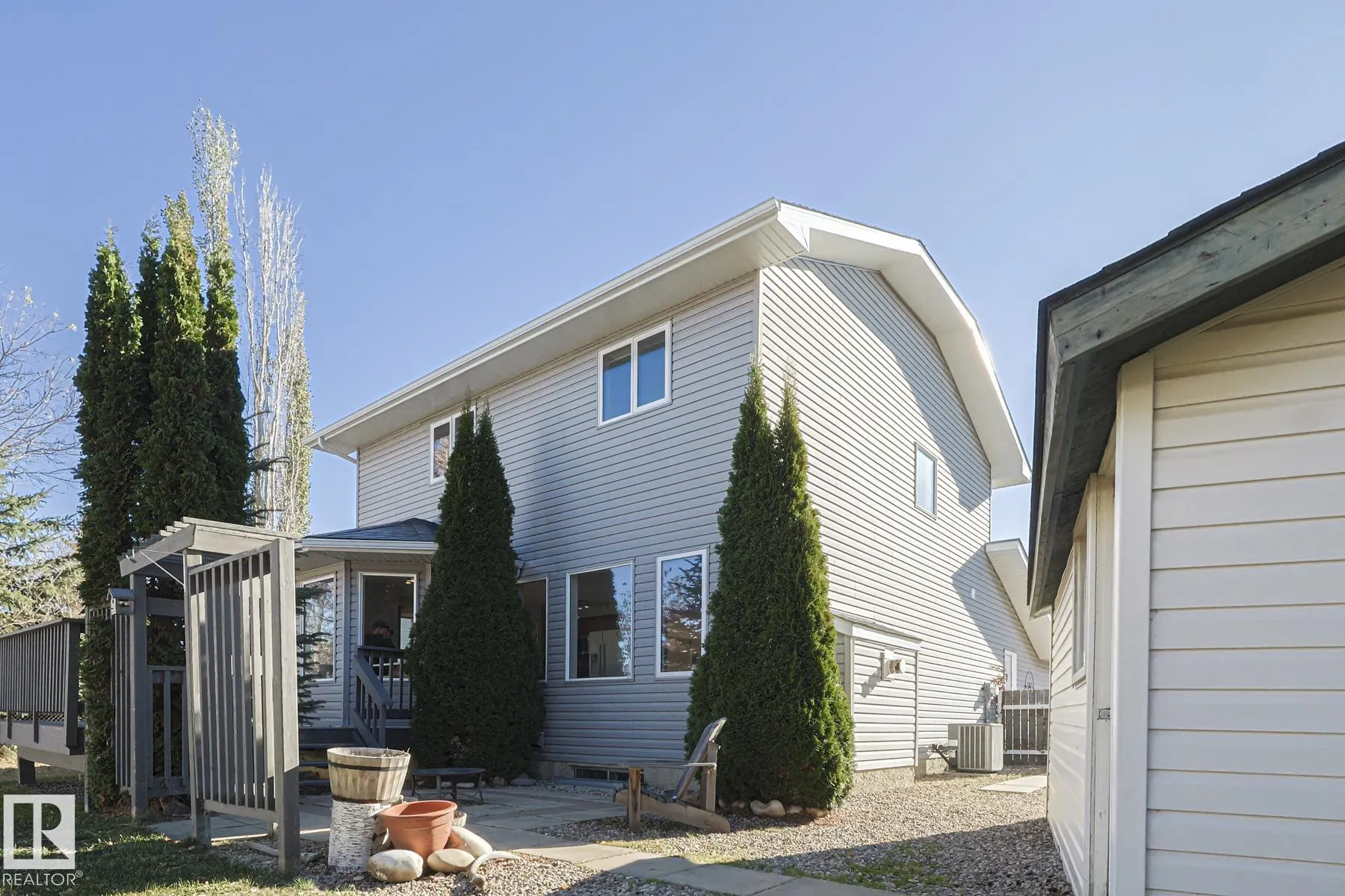 11 HIGH PARK Close