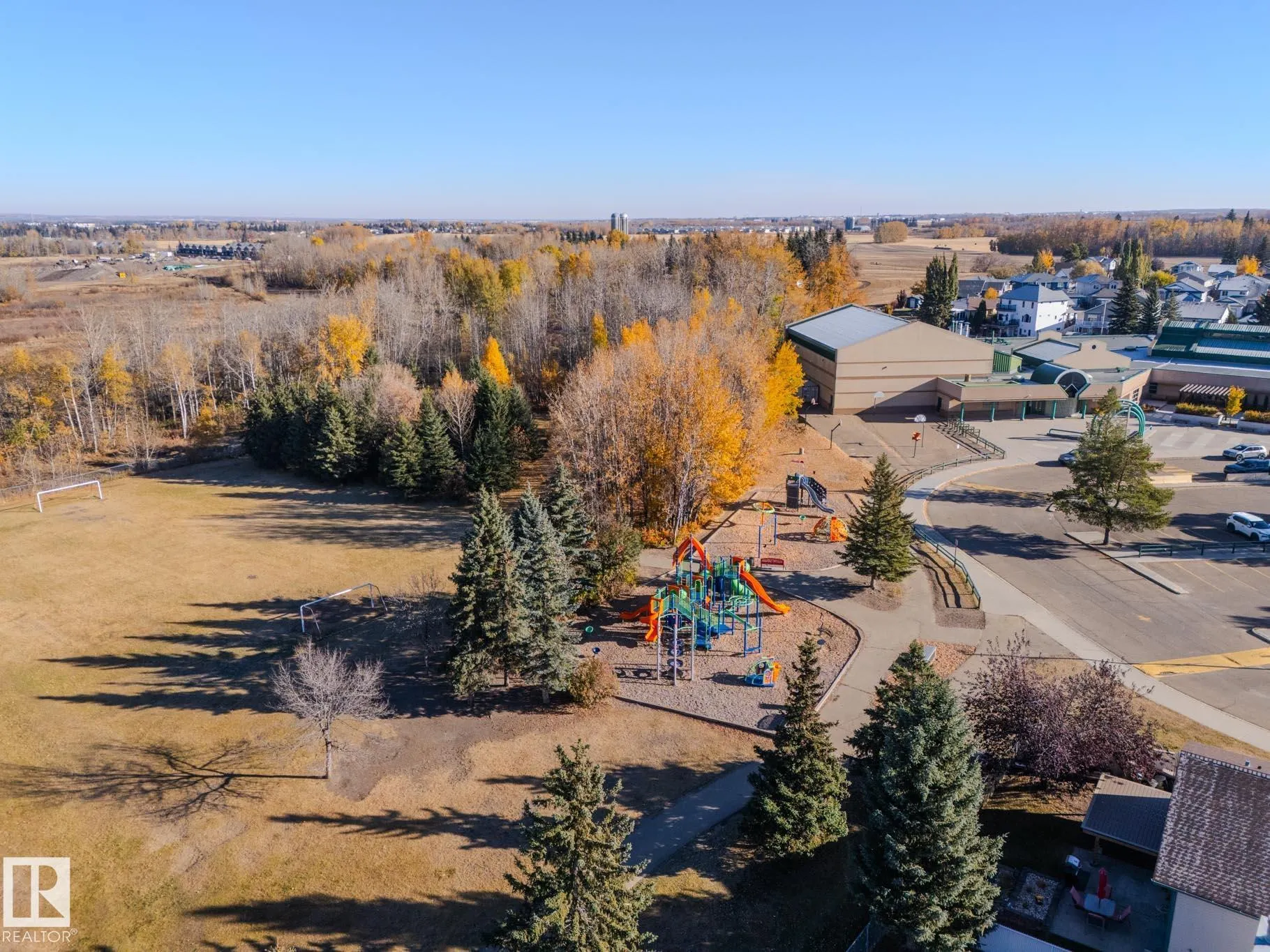 11 HIGH PARK Close