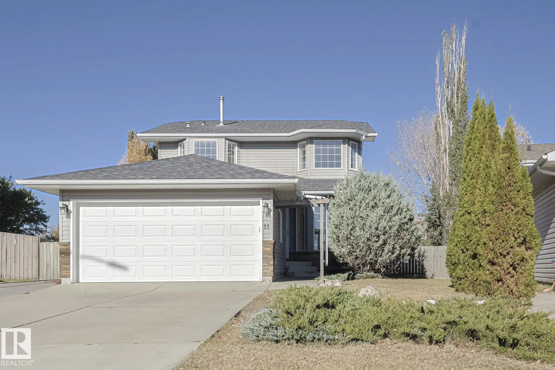 11 HIGH PARK Close