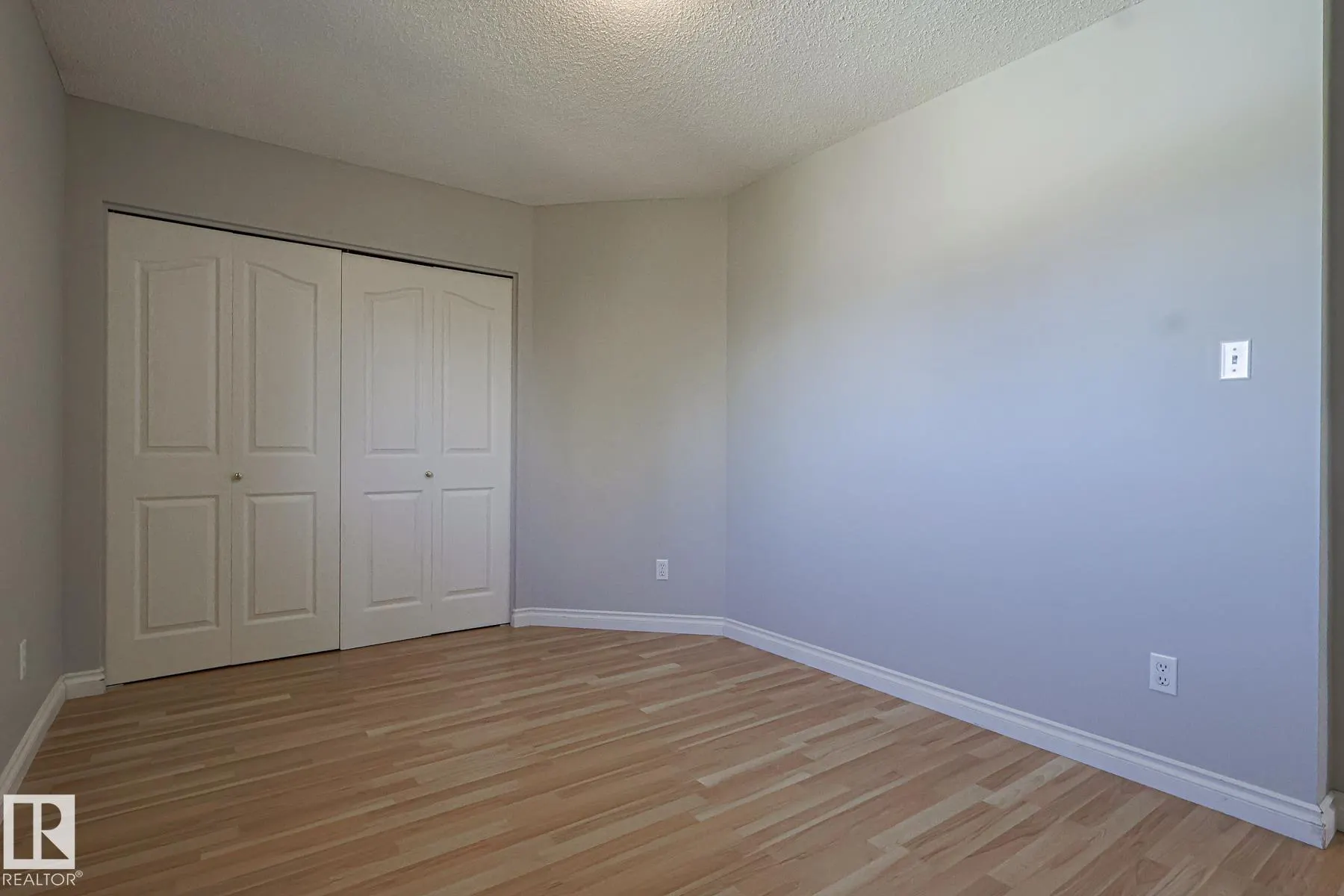 11 HIGH PARK Close