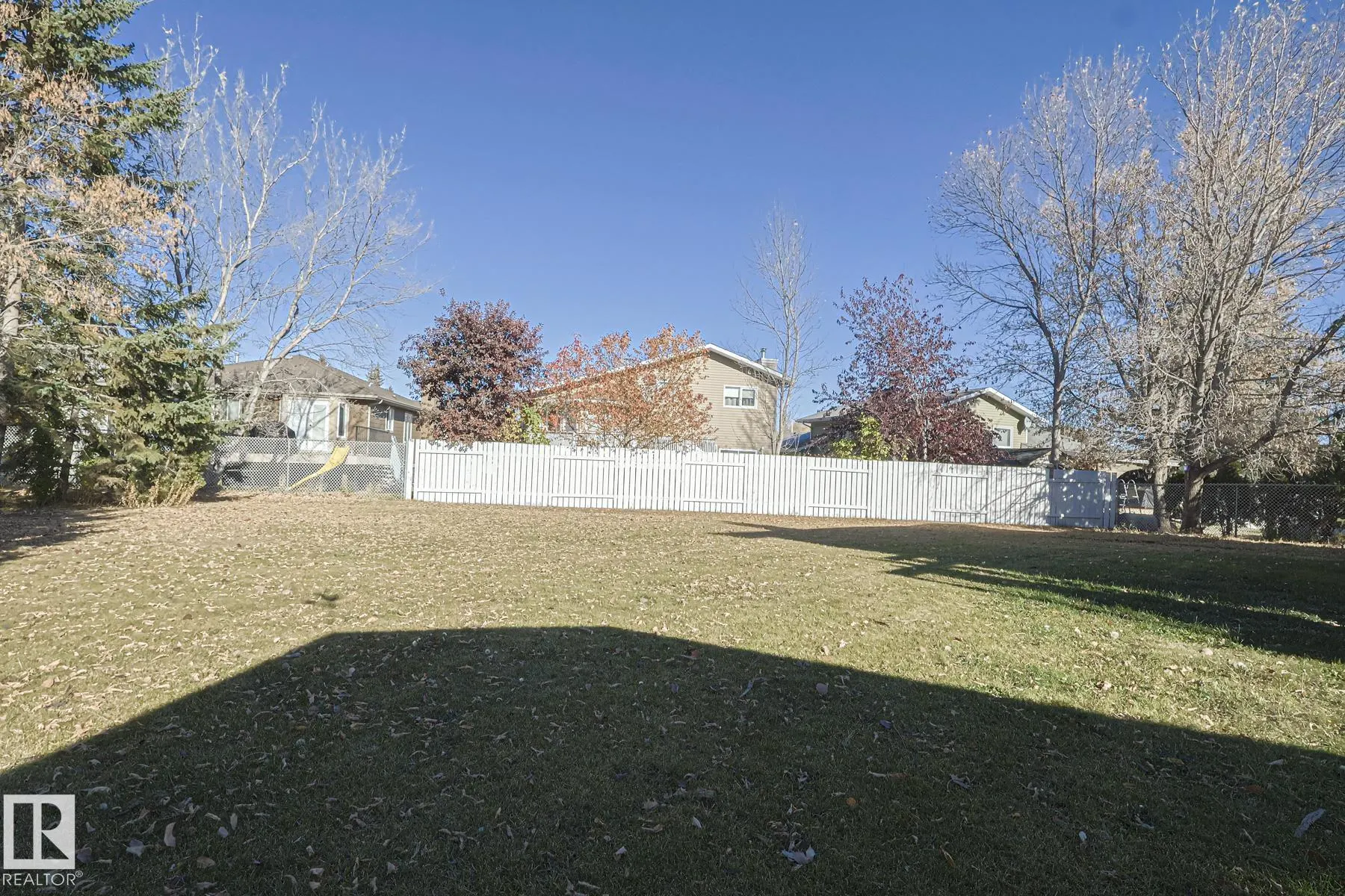 11 HIGH PARK Close