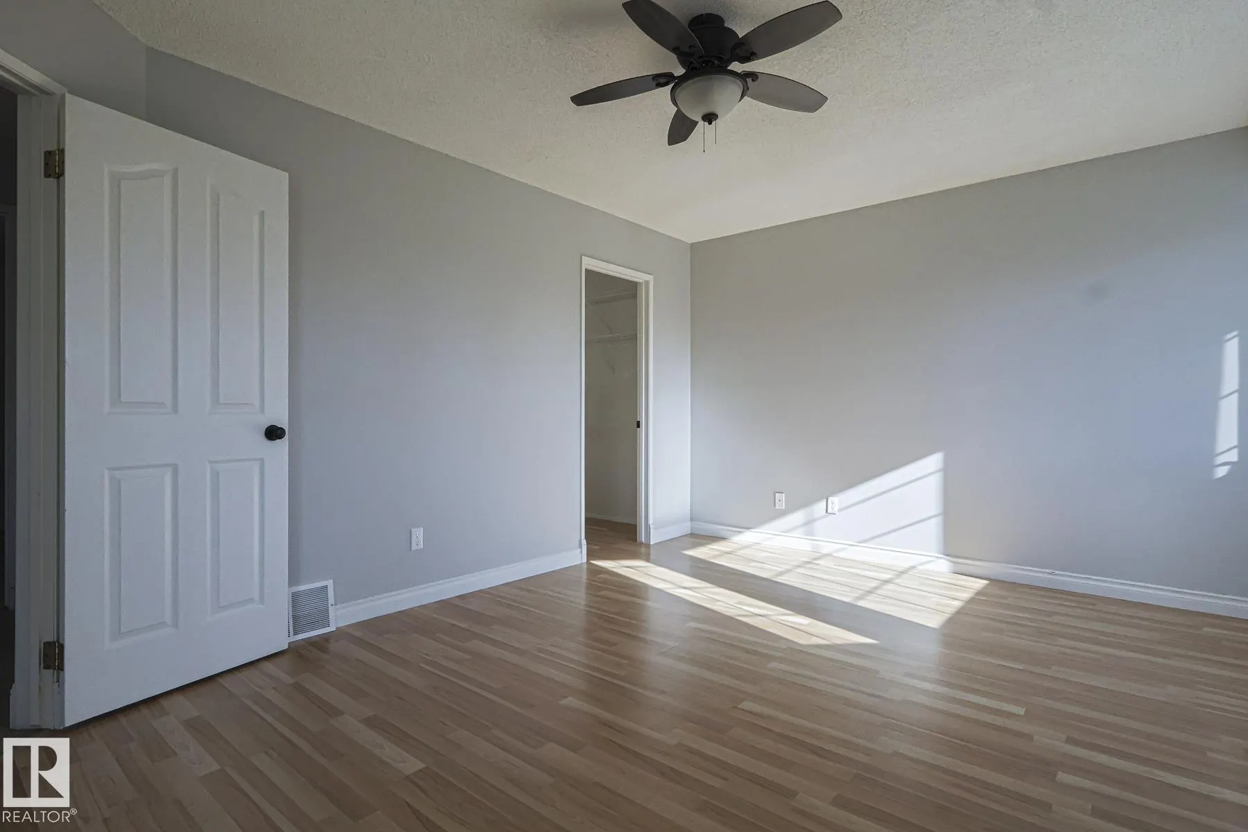 11 HIGH PARK Close