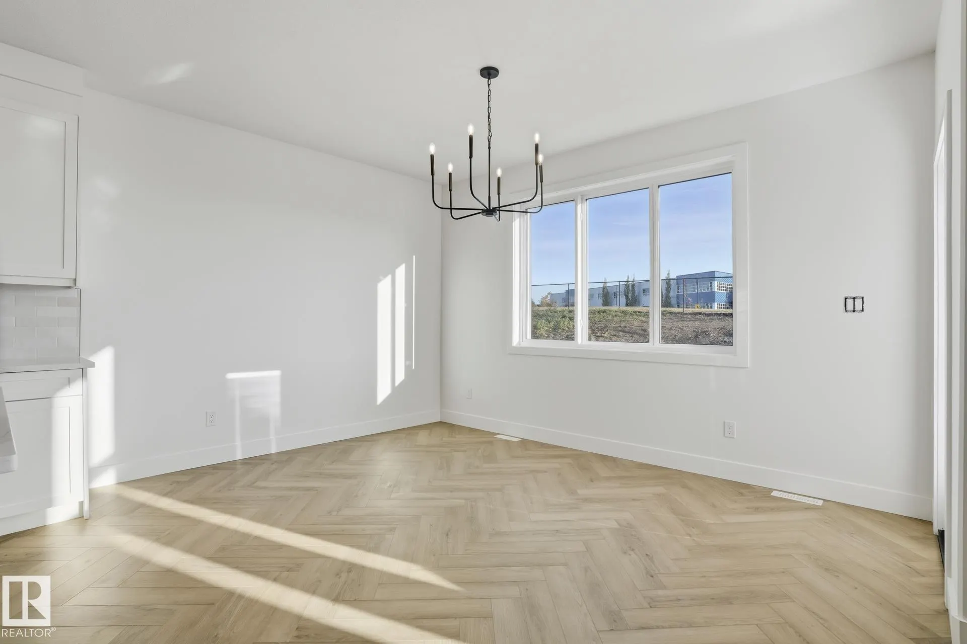 66 Hemingway Crescent