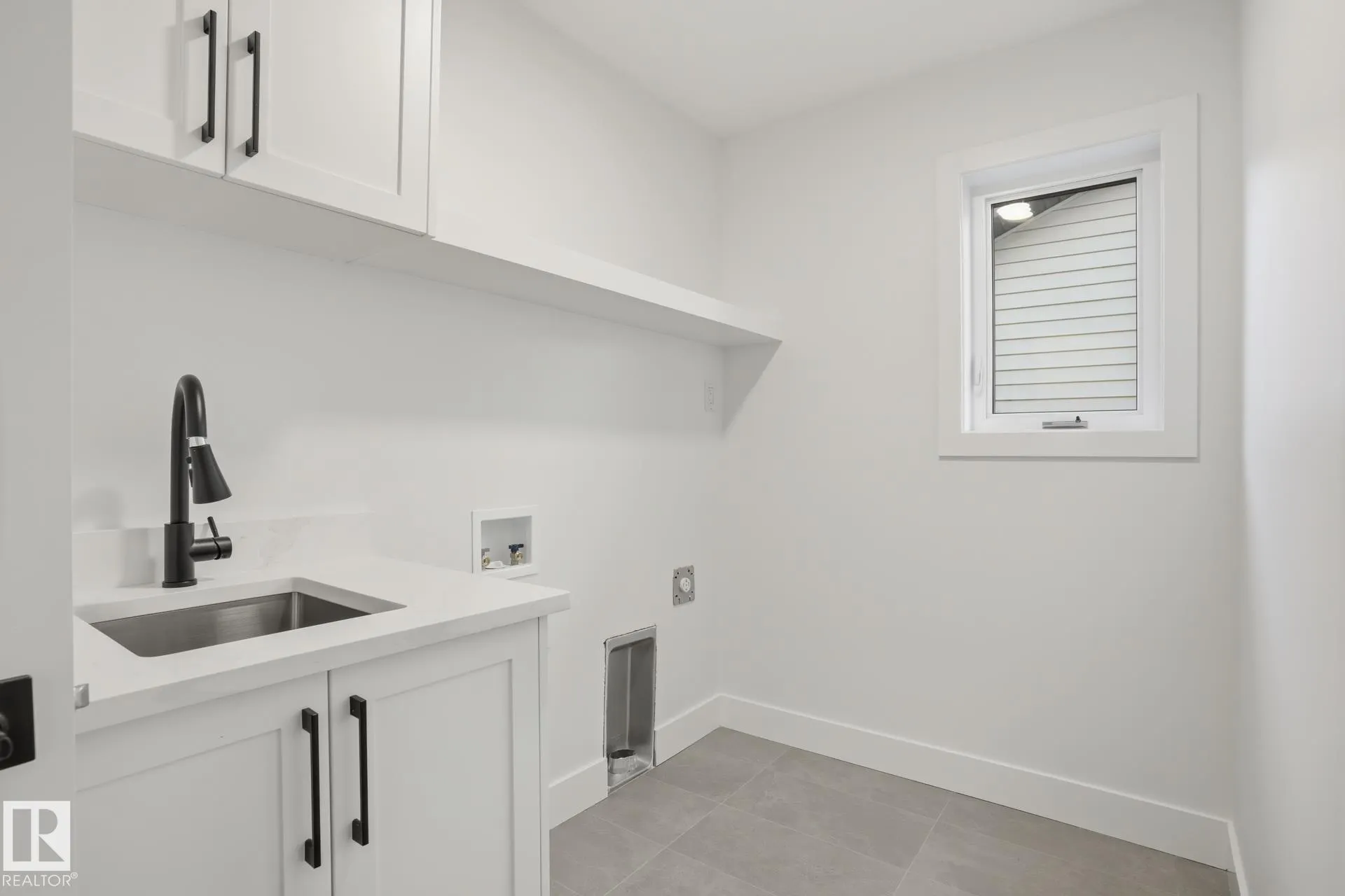 66 Hemingway Crescent