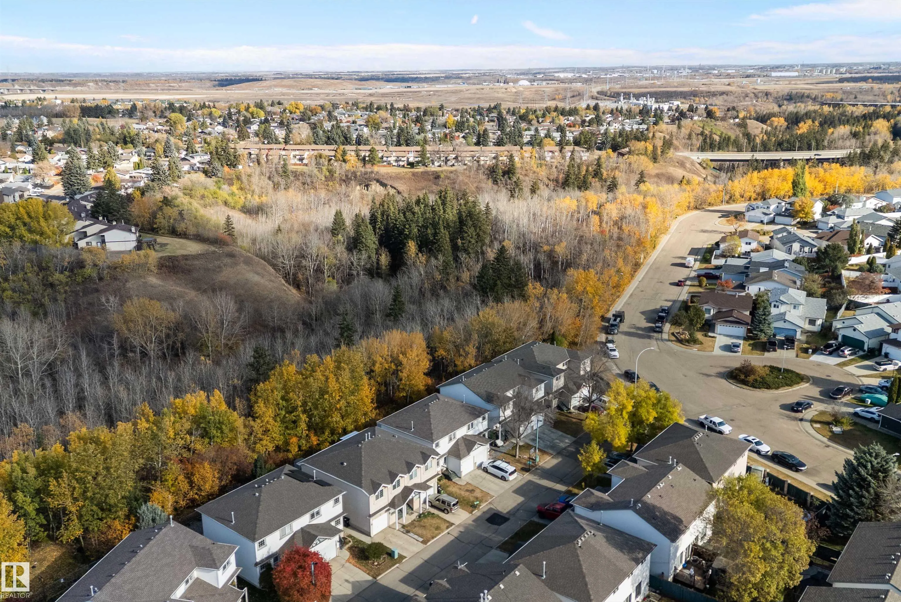 300 HOOPER Crescent