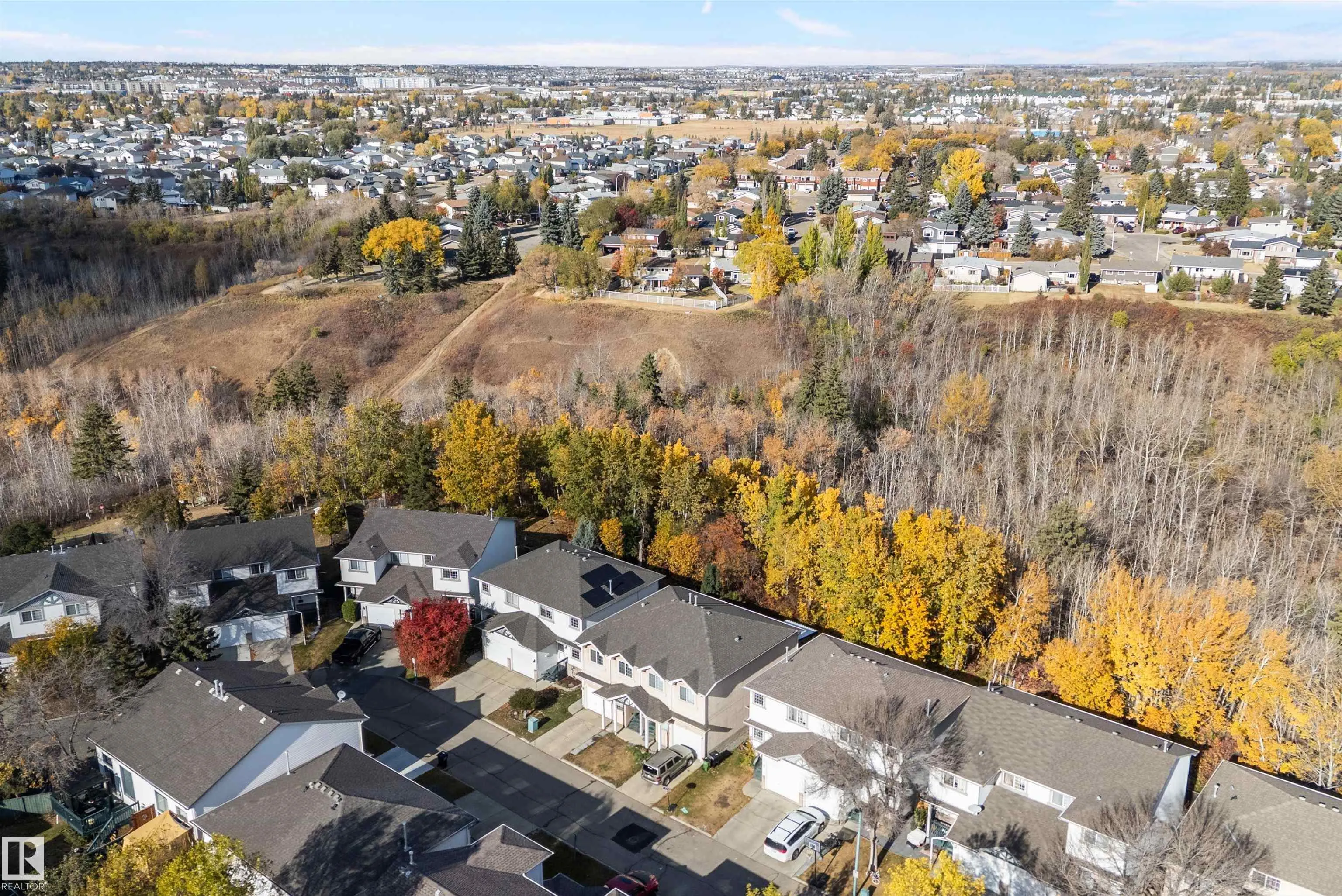 300 HOOPER Crescent