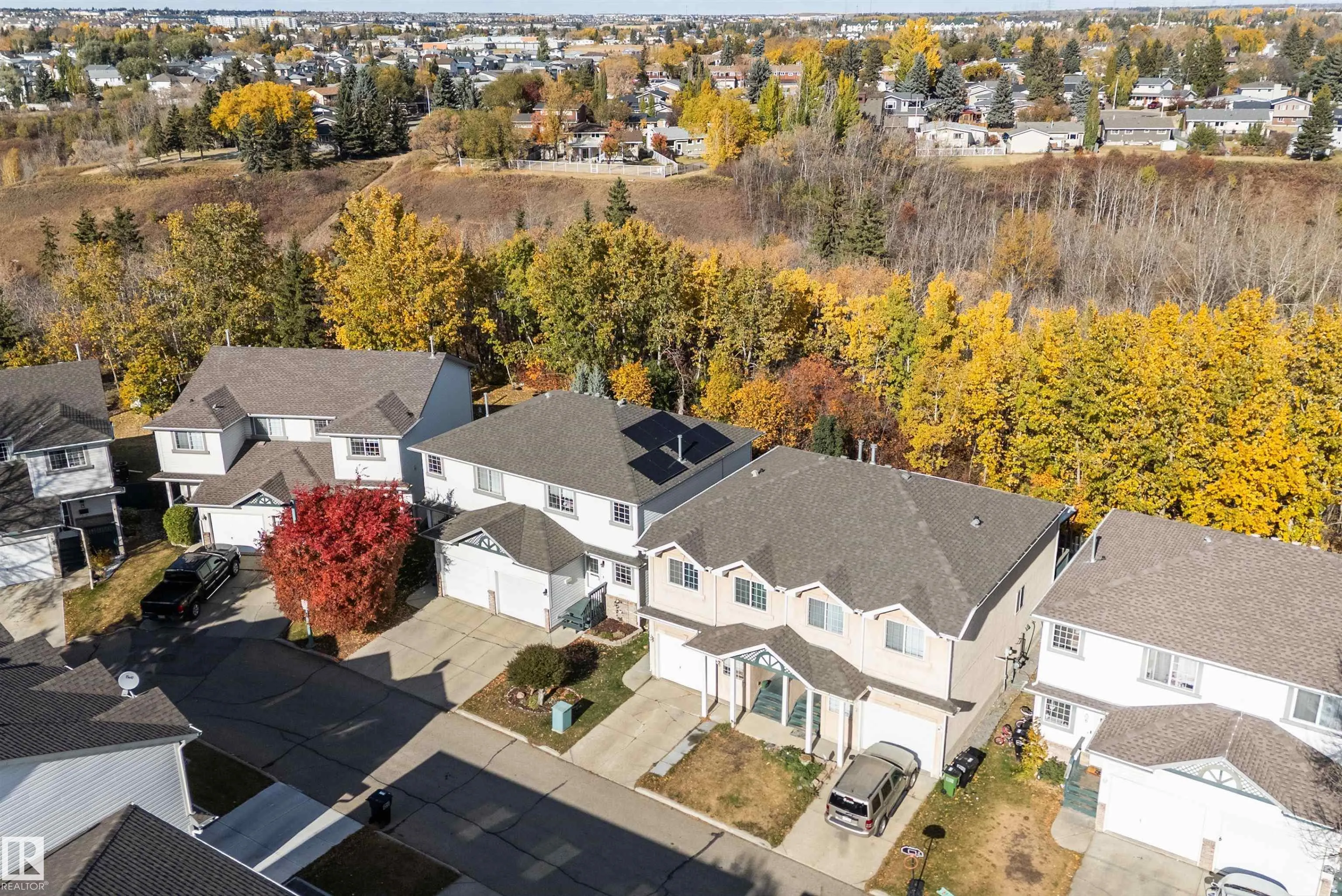 300 HOOPER Crescent