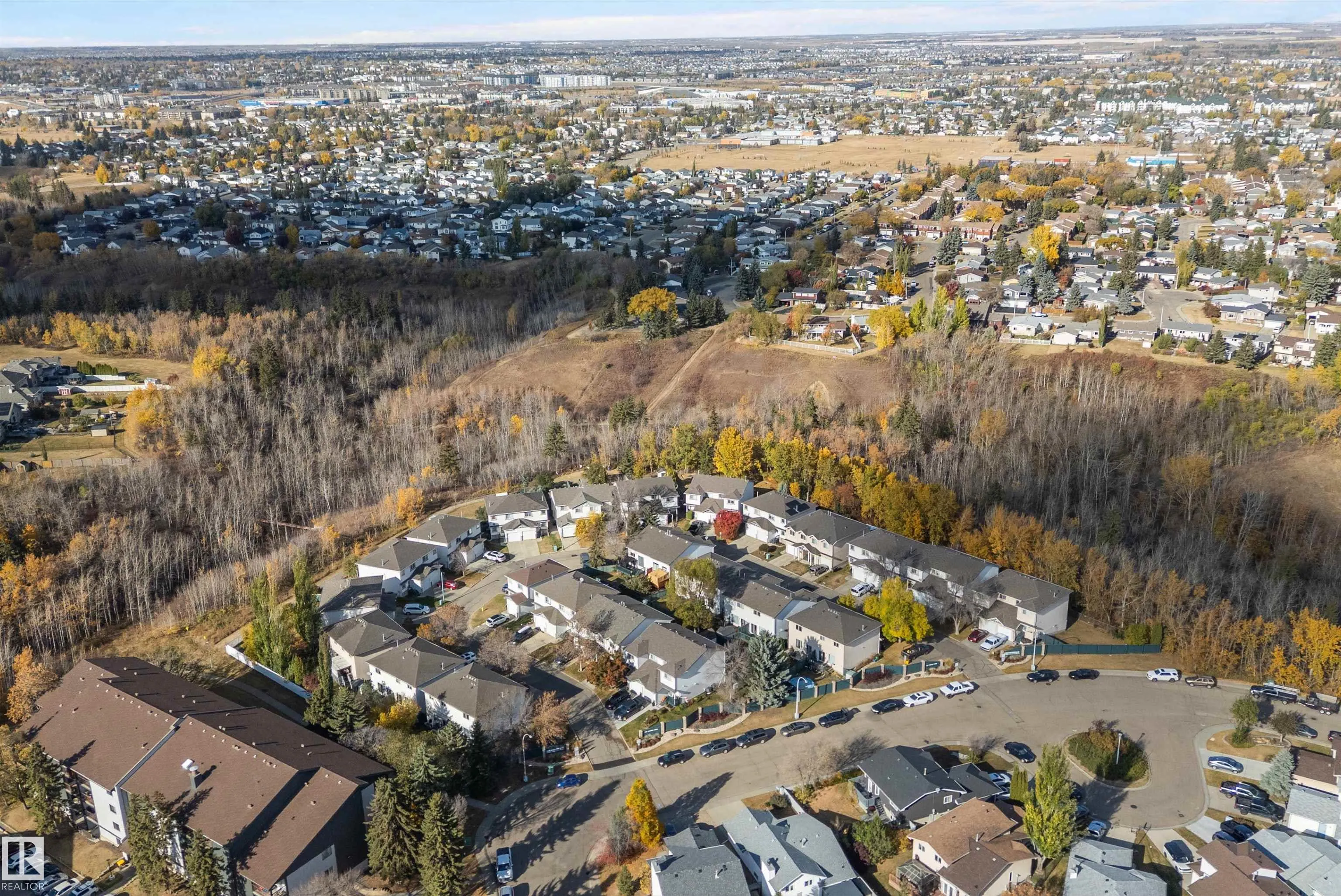 300 HOOPER Crescent