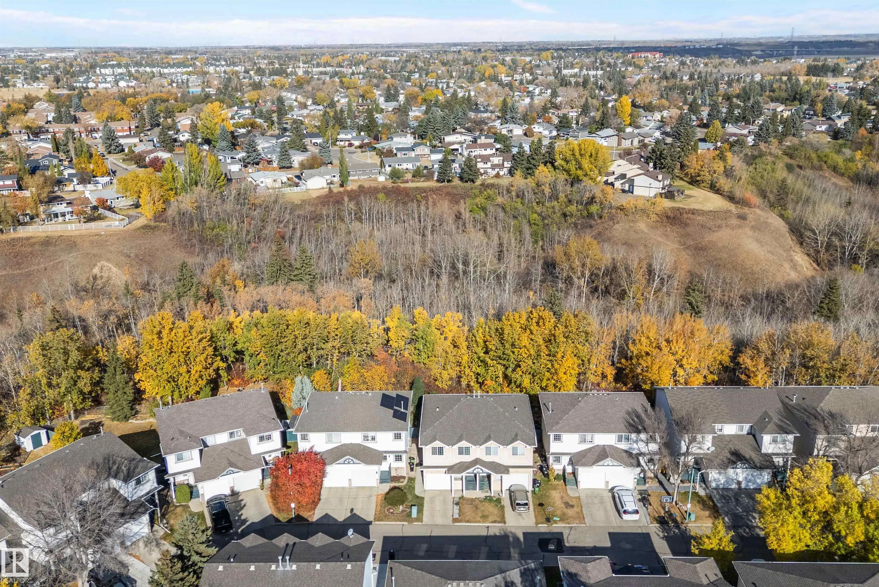 300 HOOPER Crescent