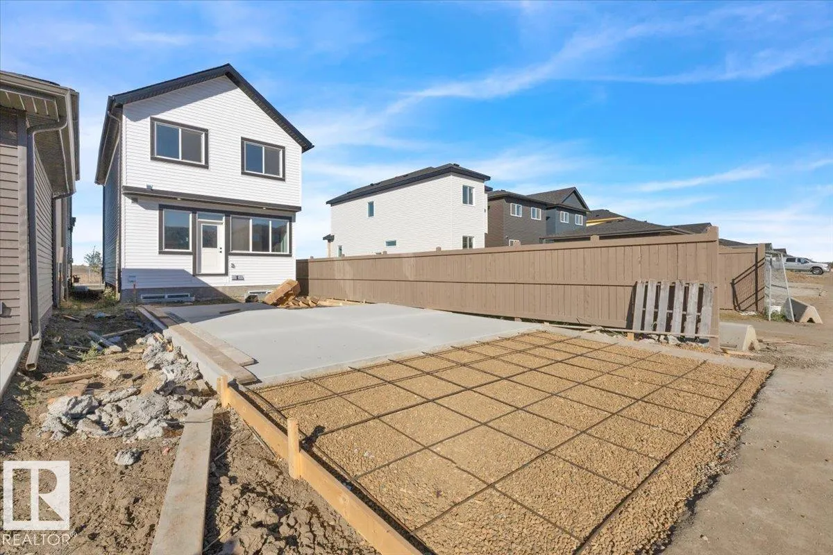 227 DEER VALLEY Drive