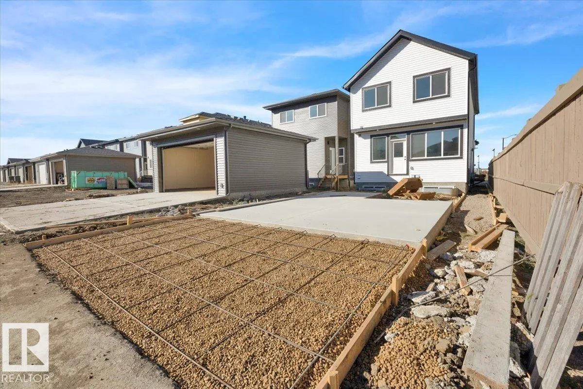 227 DEER VALLEY Drive