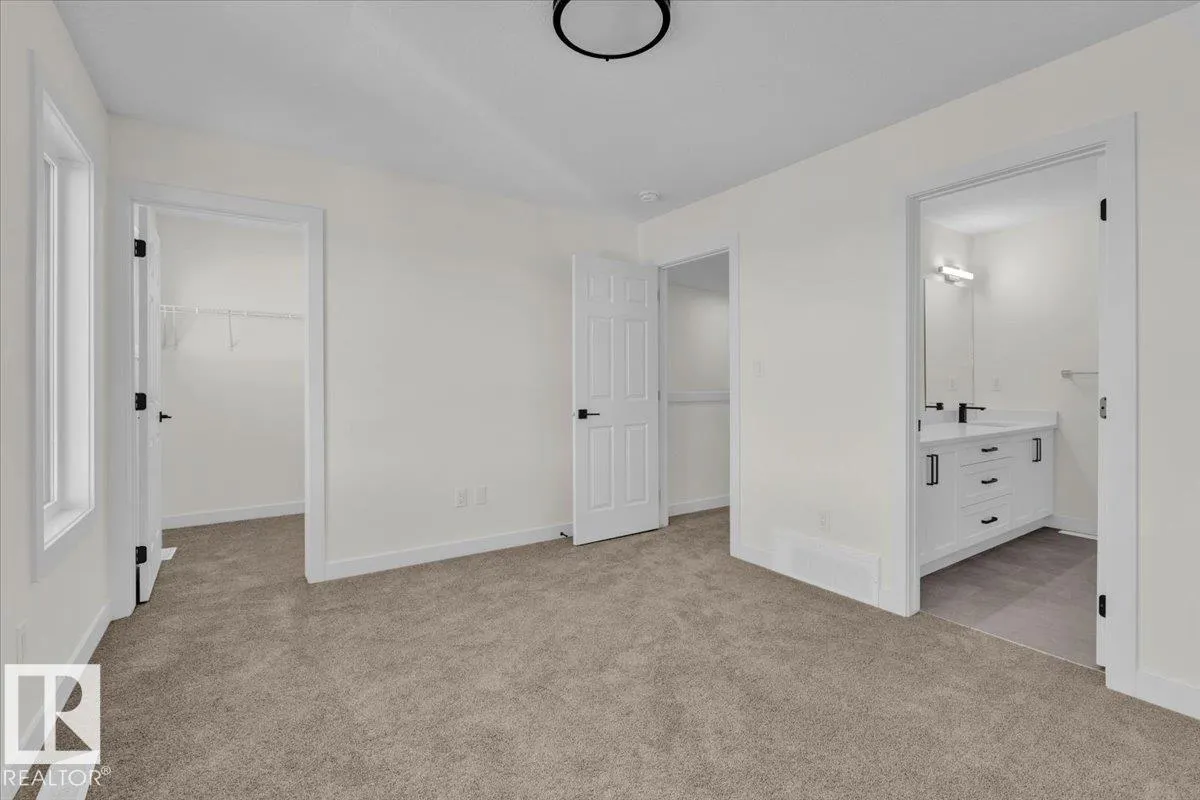 227 DEER VALLEY Drive