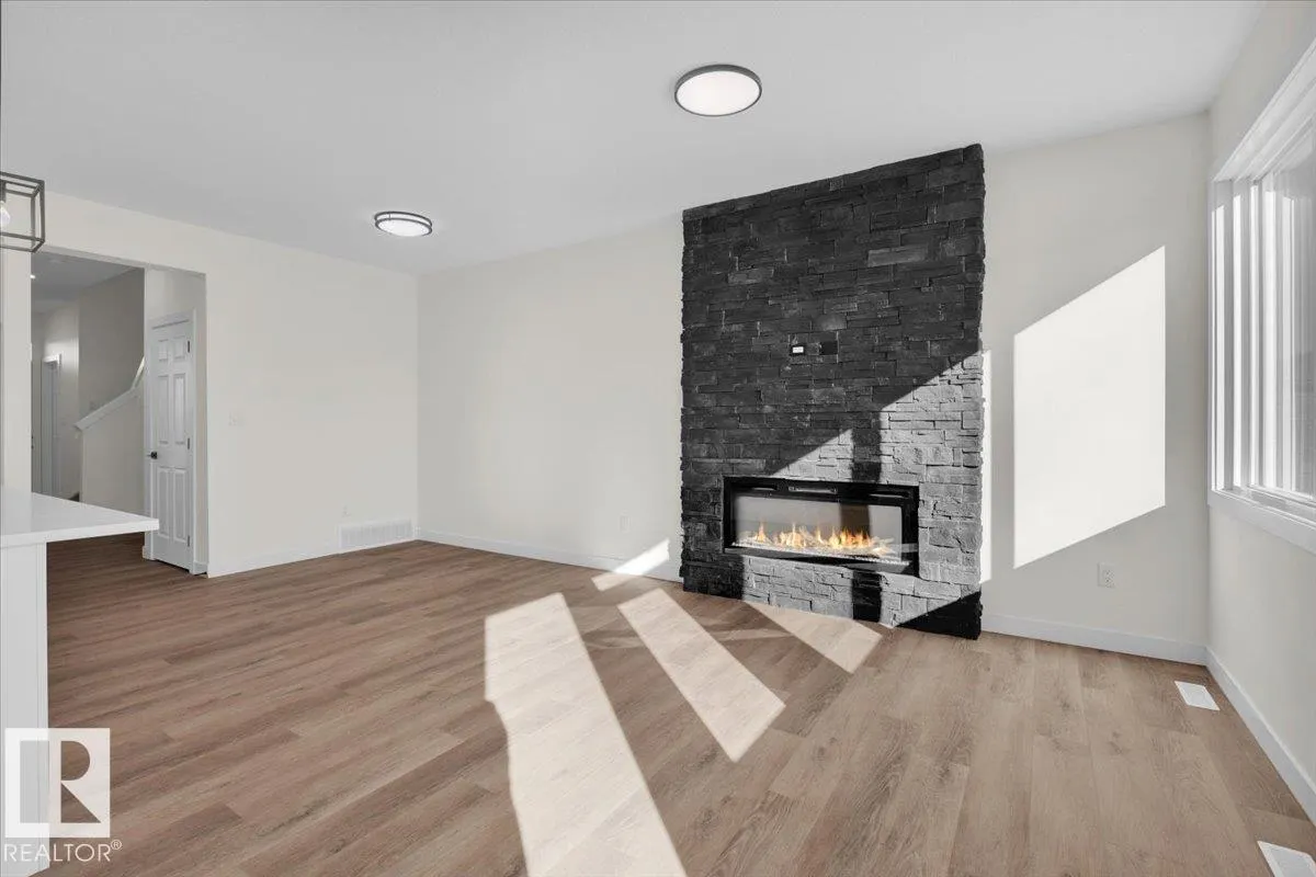 227 DEER VALLEY Drive