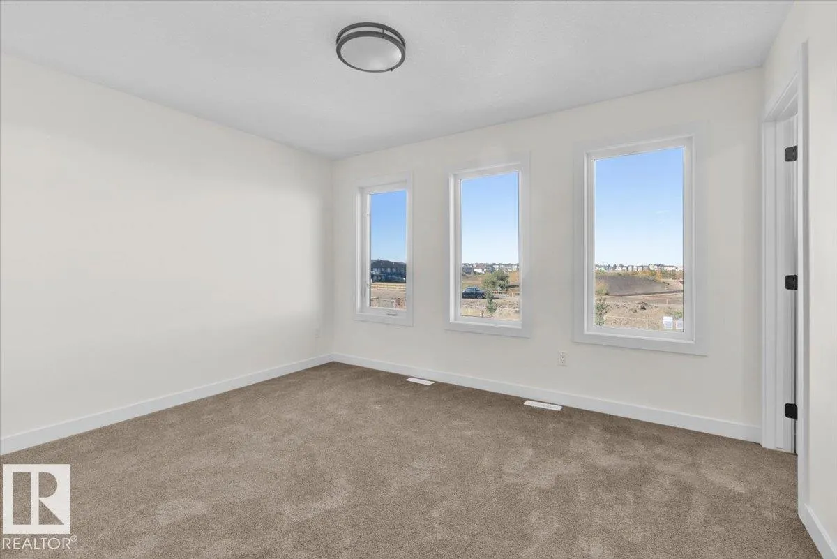 227 DEER VALLEY Drive