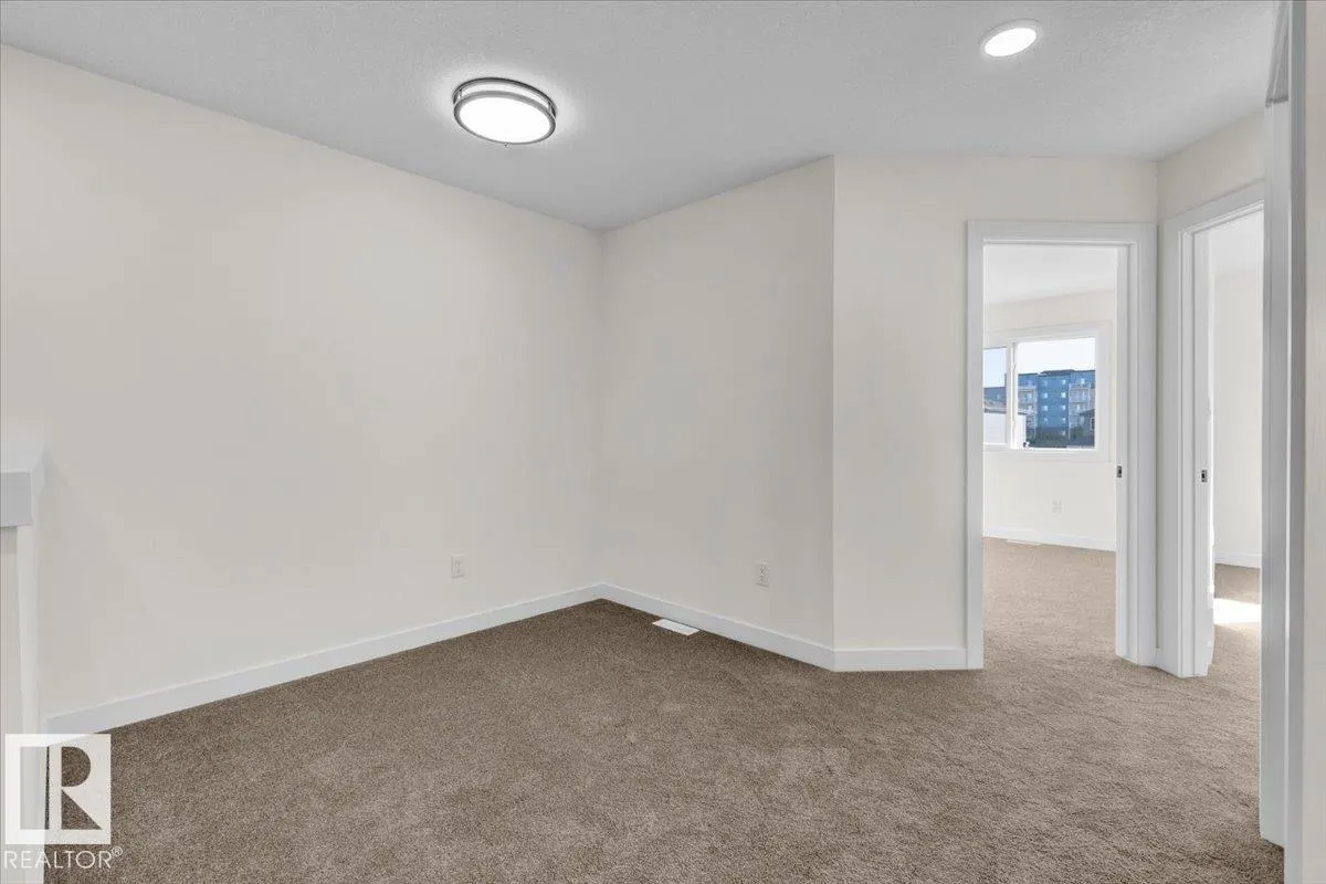 227 DEER VALLEY Drive