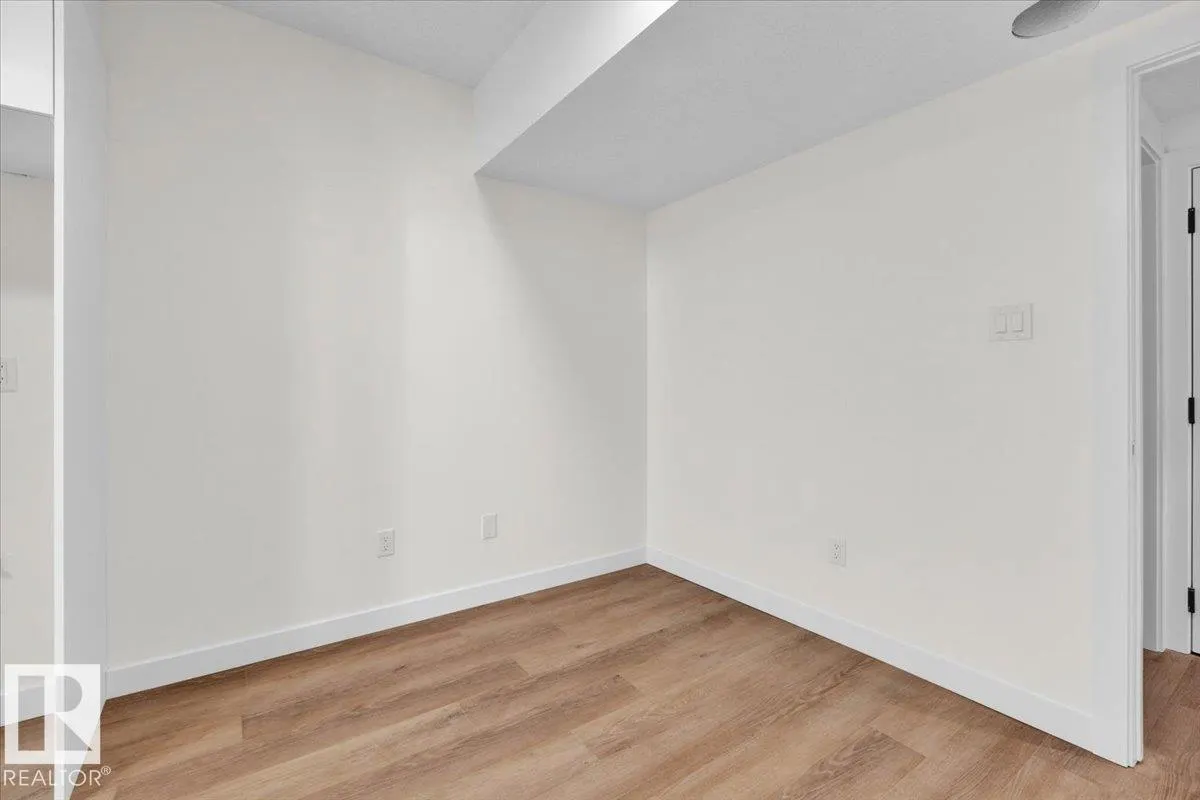 227 DEER VALLEY Drive