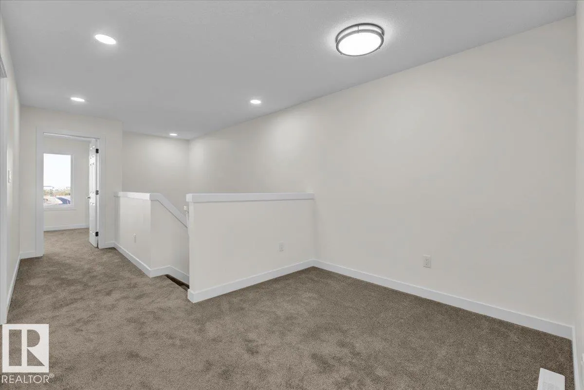227 DEER VALLEY Drive
