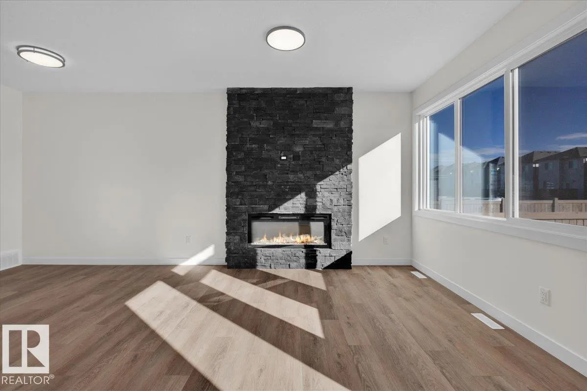 227 DEER VALLEY Drive