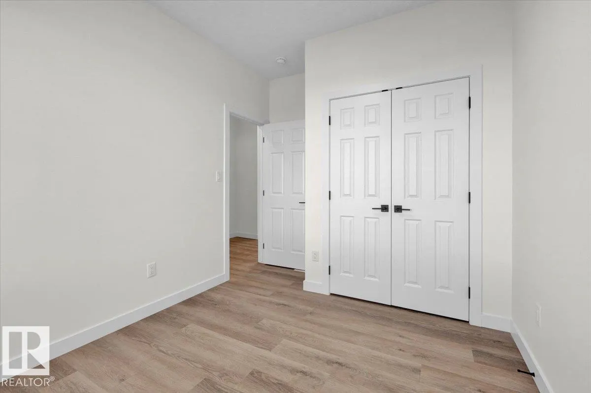 227 DEER VALLEY Drive