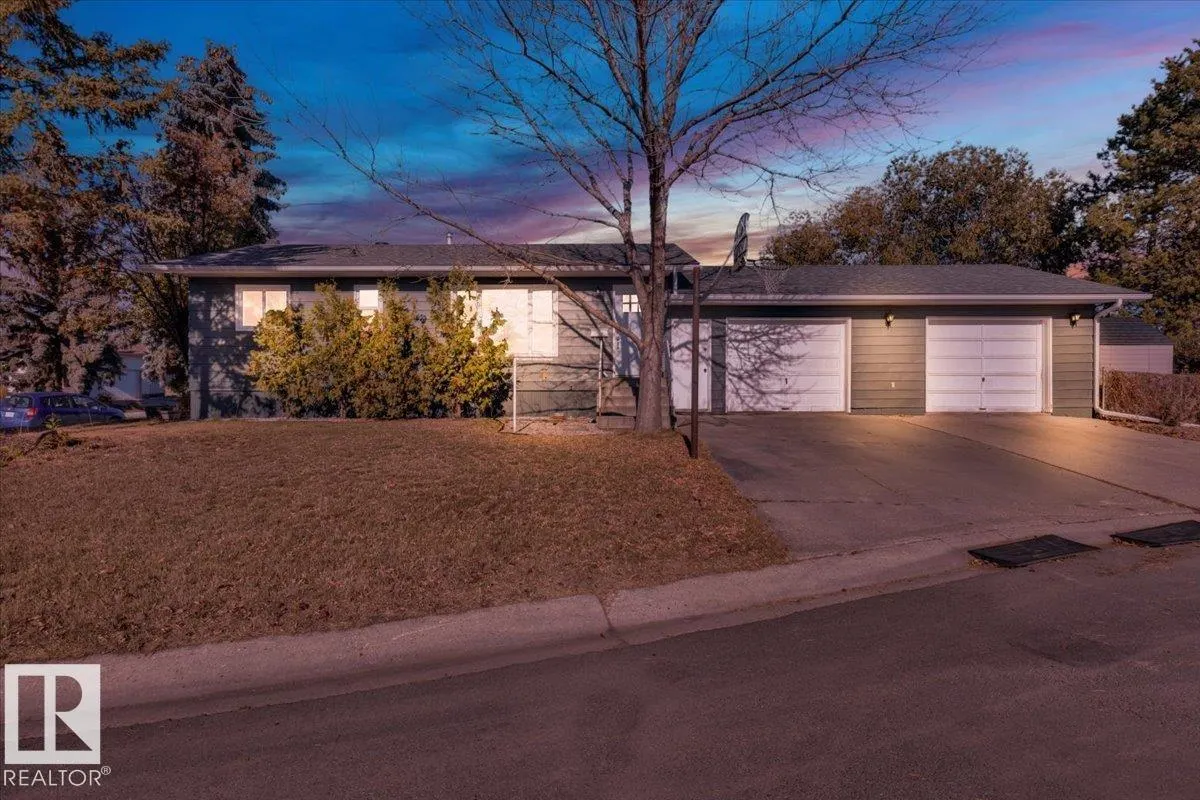 6 GLENDALE Crescent