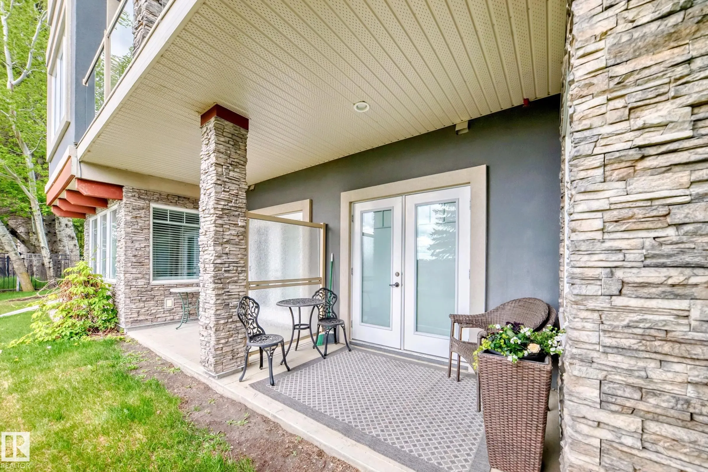 1673 JAMES MOWATT Trail