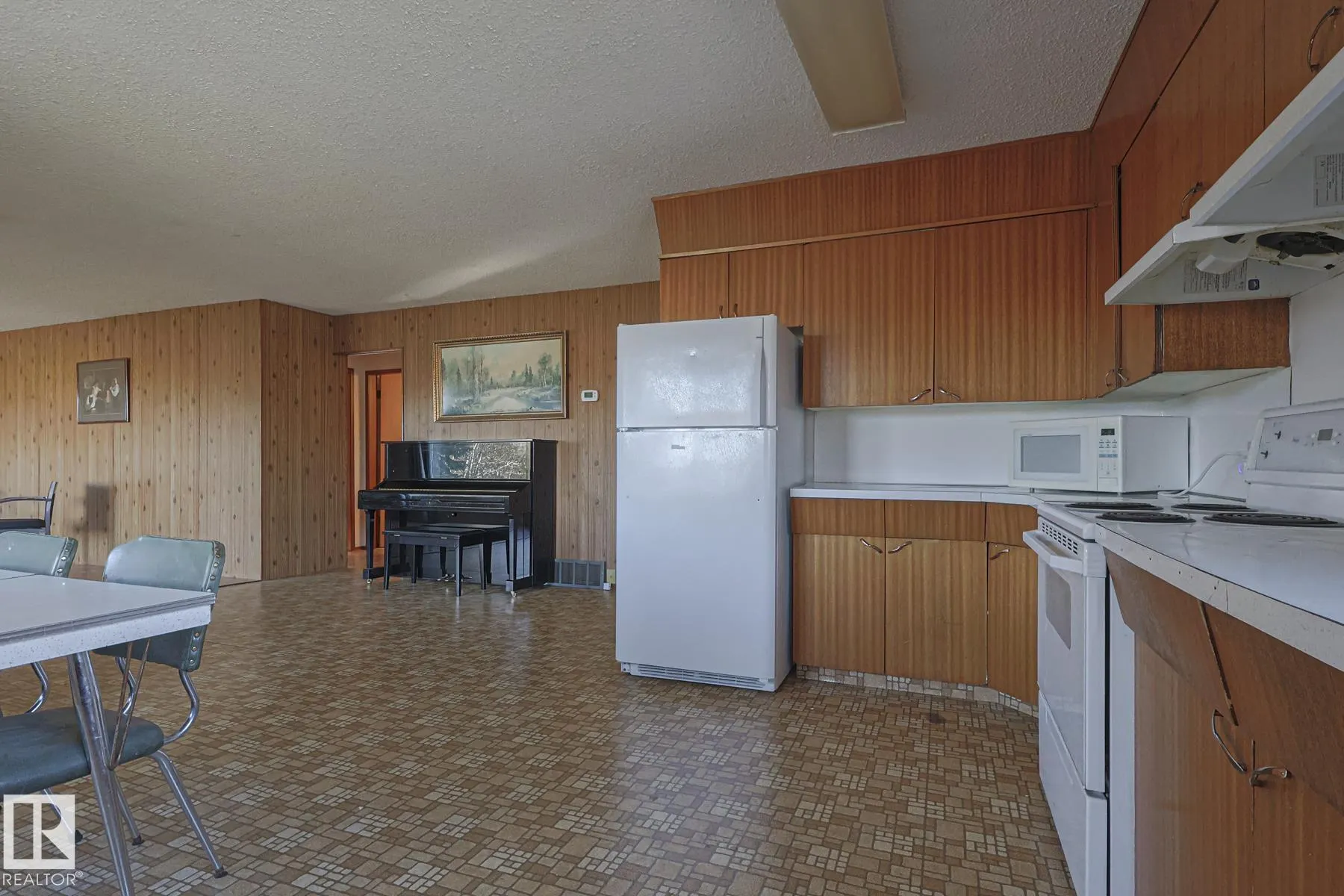 51249 RGE ROAD 232