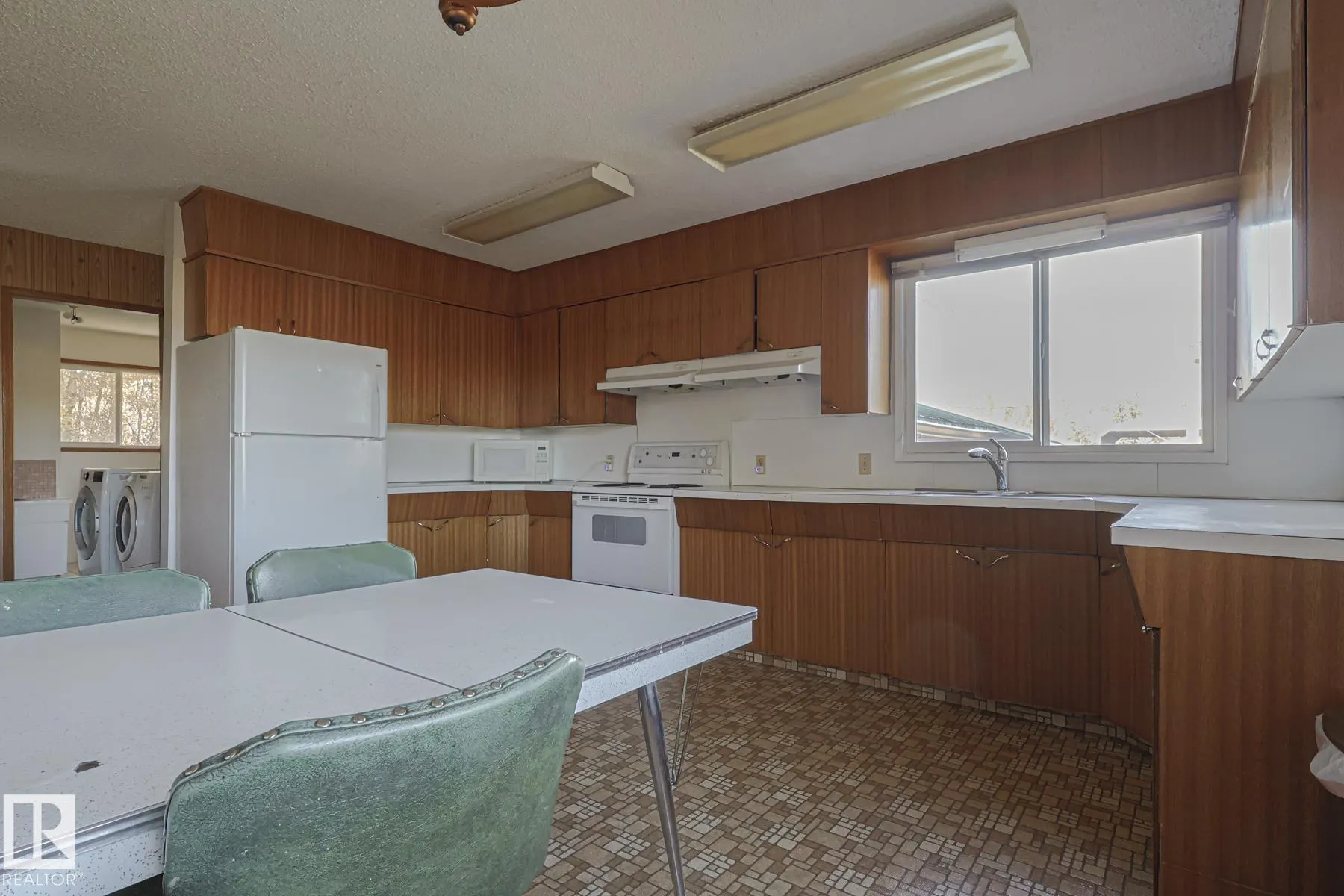 51249 RGE ROAD 232