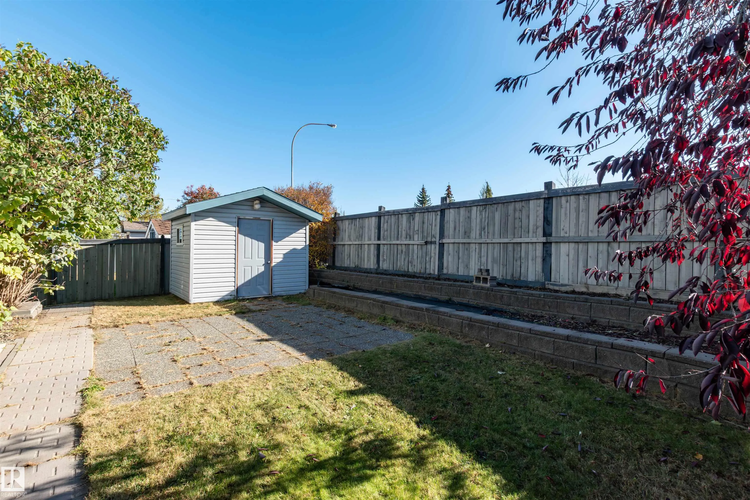 225 FORREST Drive