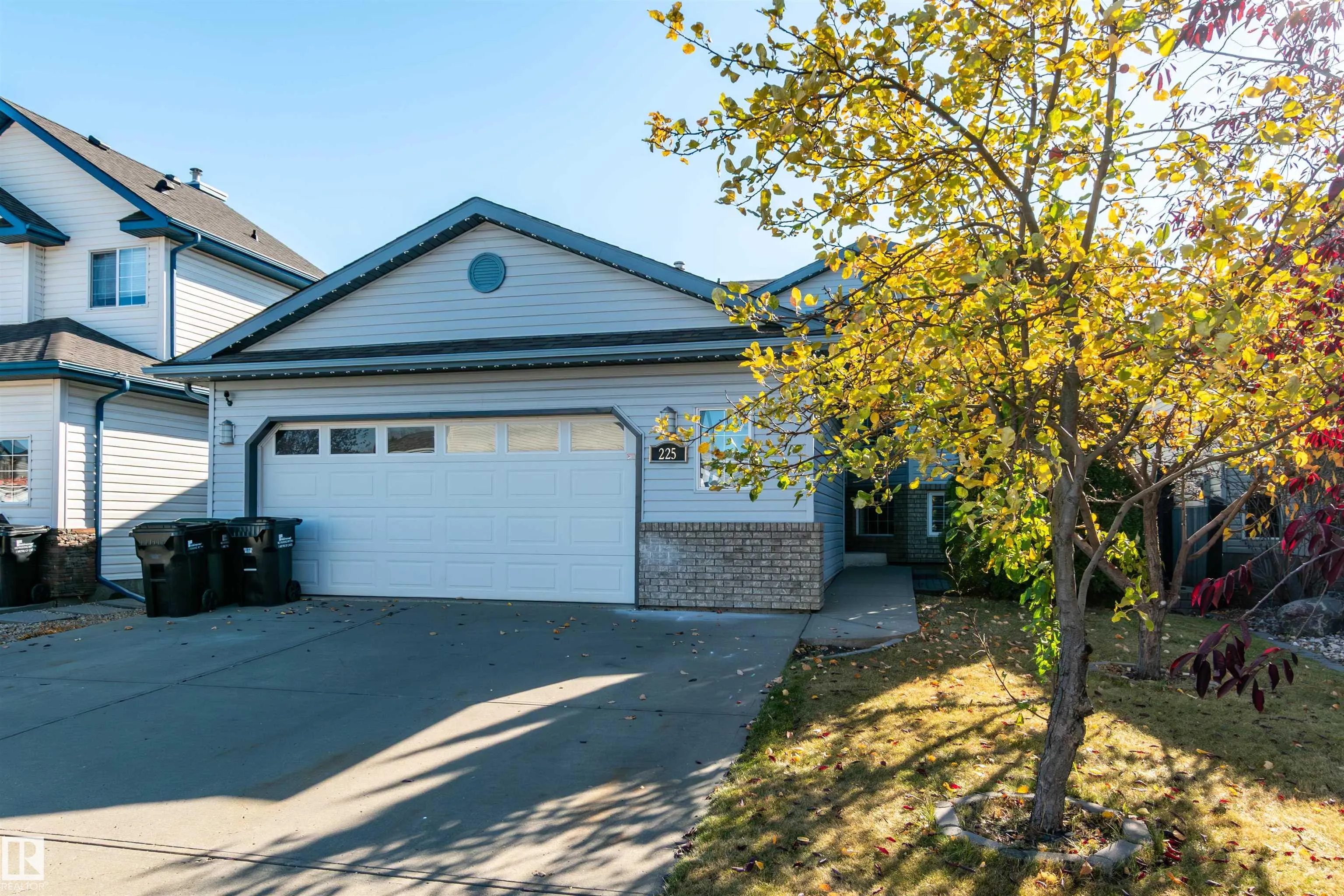 225 FORREST Drive