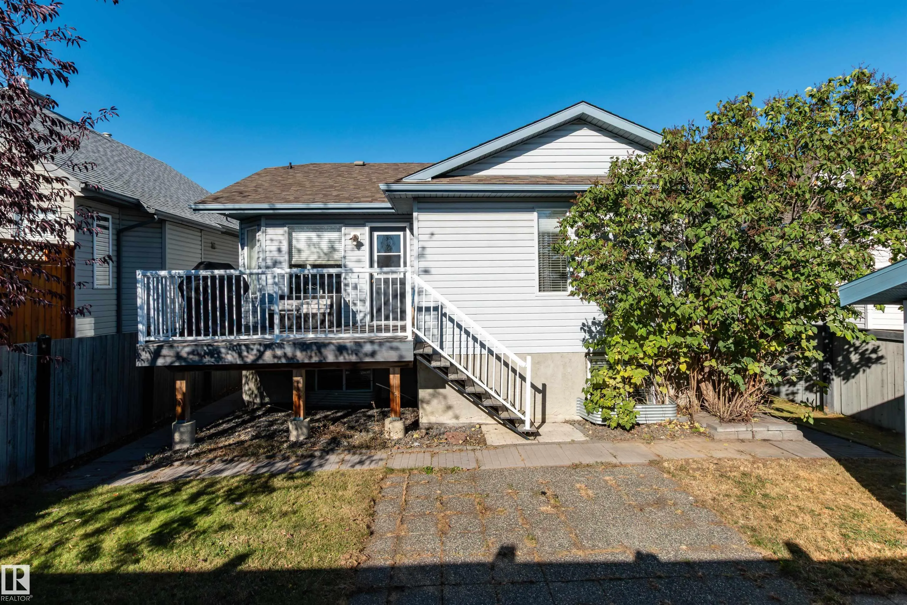 225 FORREST Drive