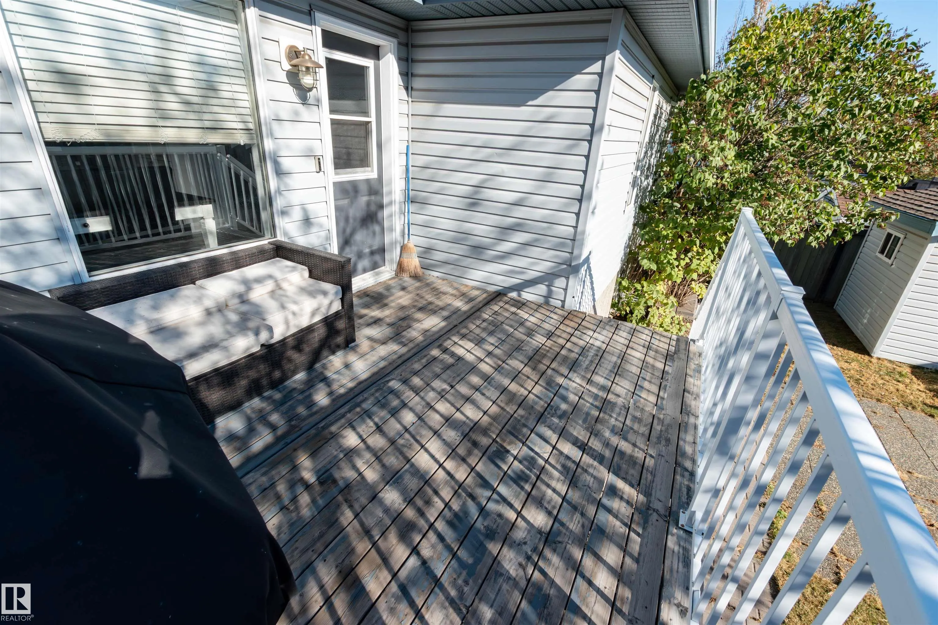 225 FORREST Drive