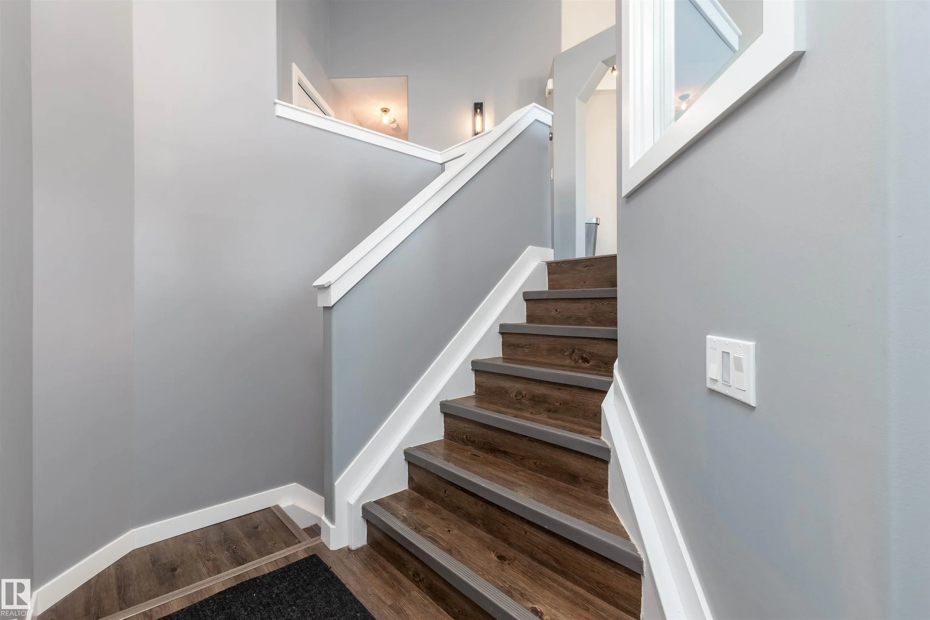 225 FORREST Drive
