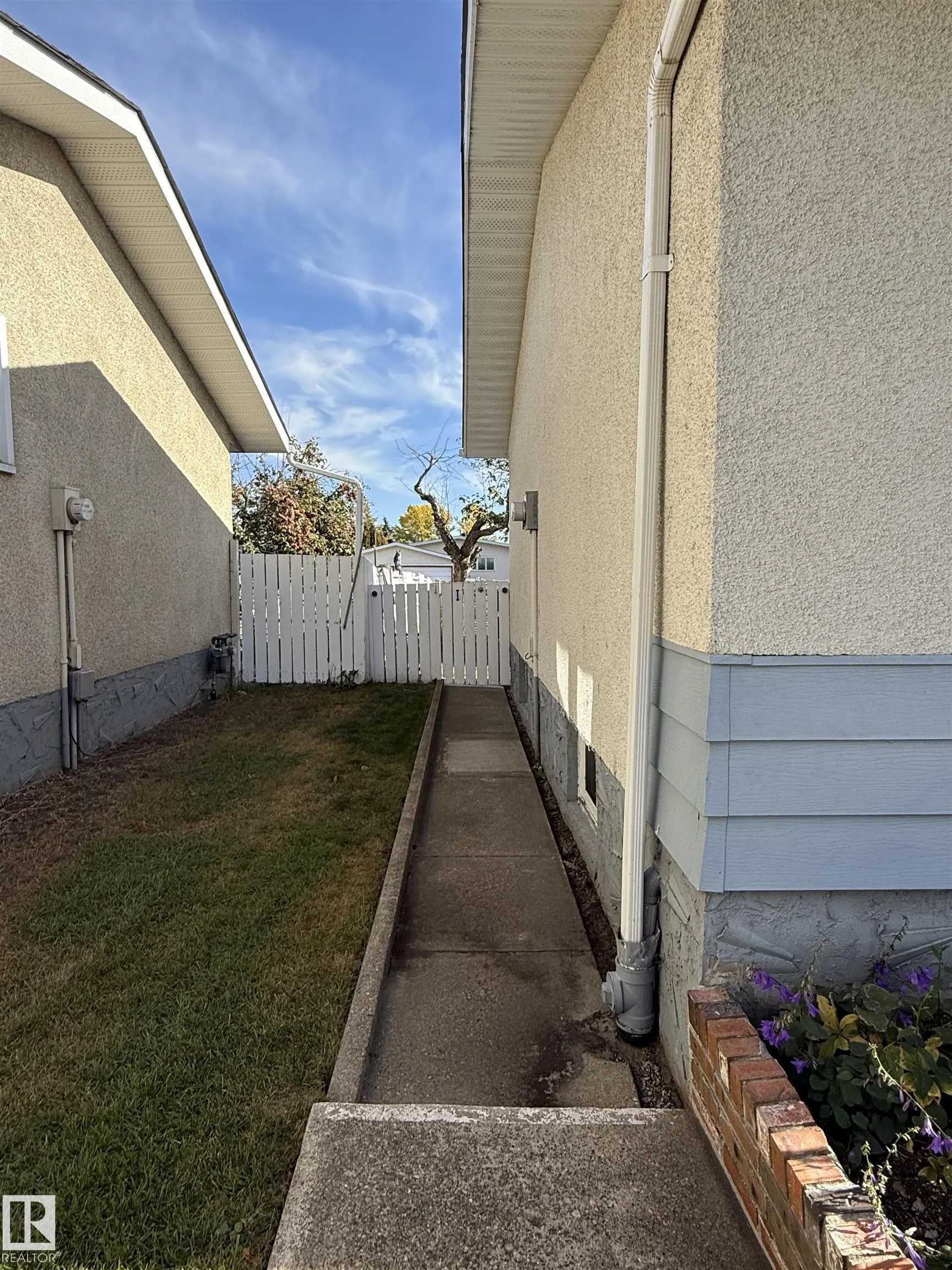 14107 96 Street