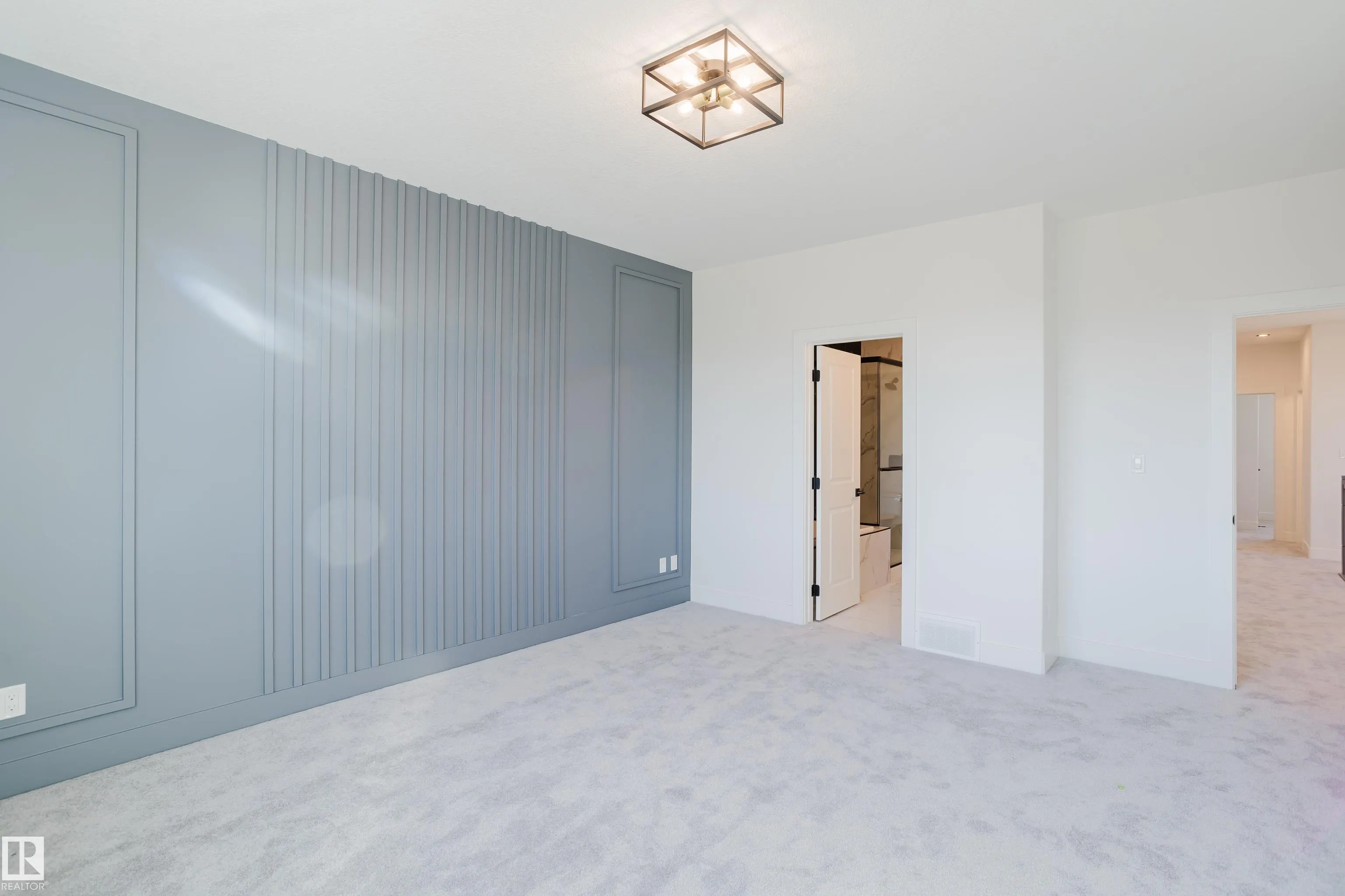 343 Munn Way